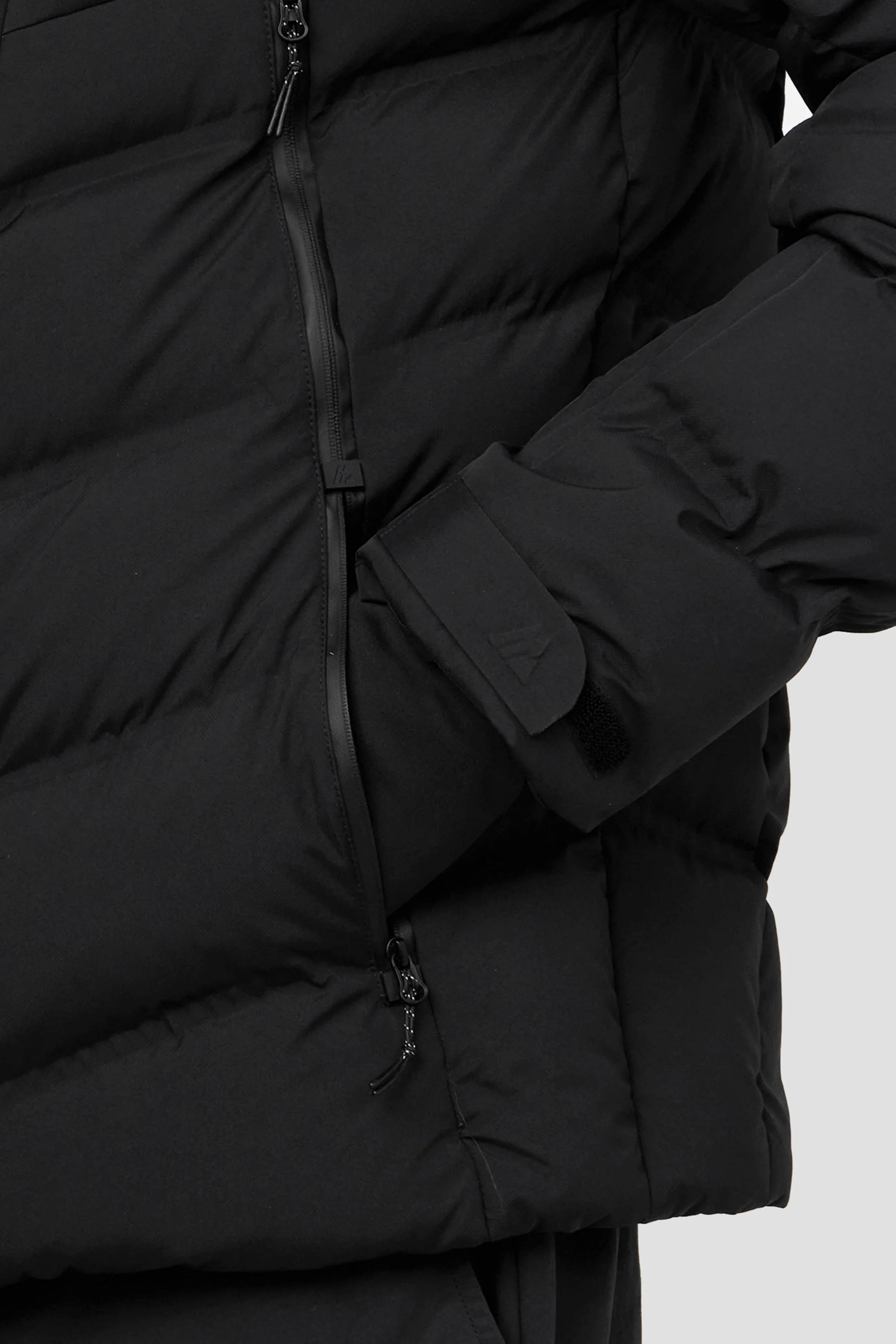 Arcs 2.0 Down Jacket - Black - Image 5