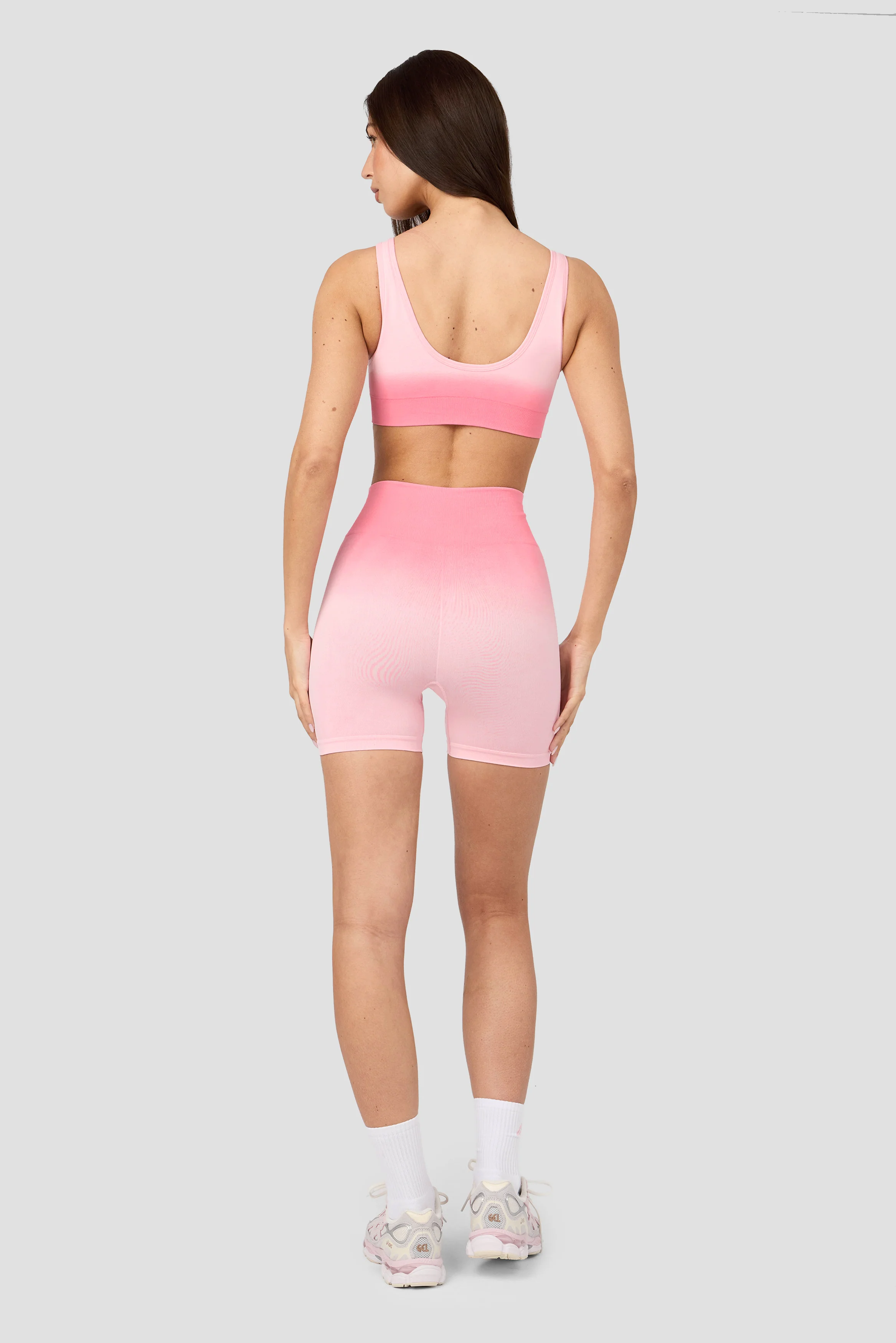 Arise Seamless Short - Light Pink/Pink Lemonade - Image 4