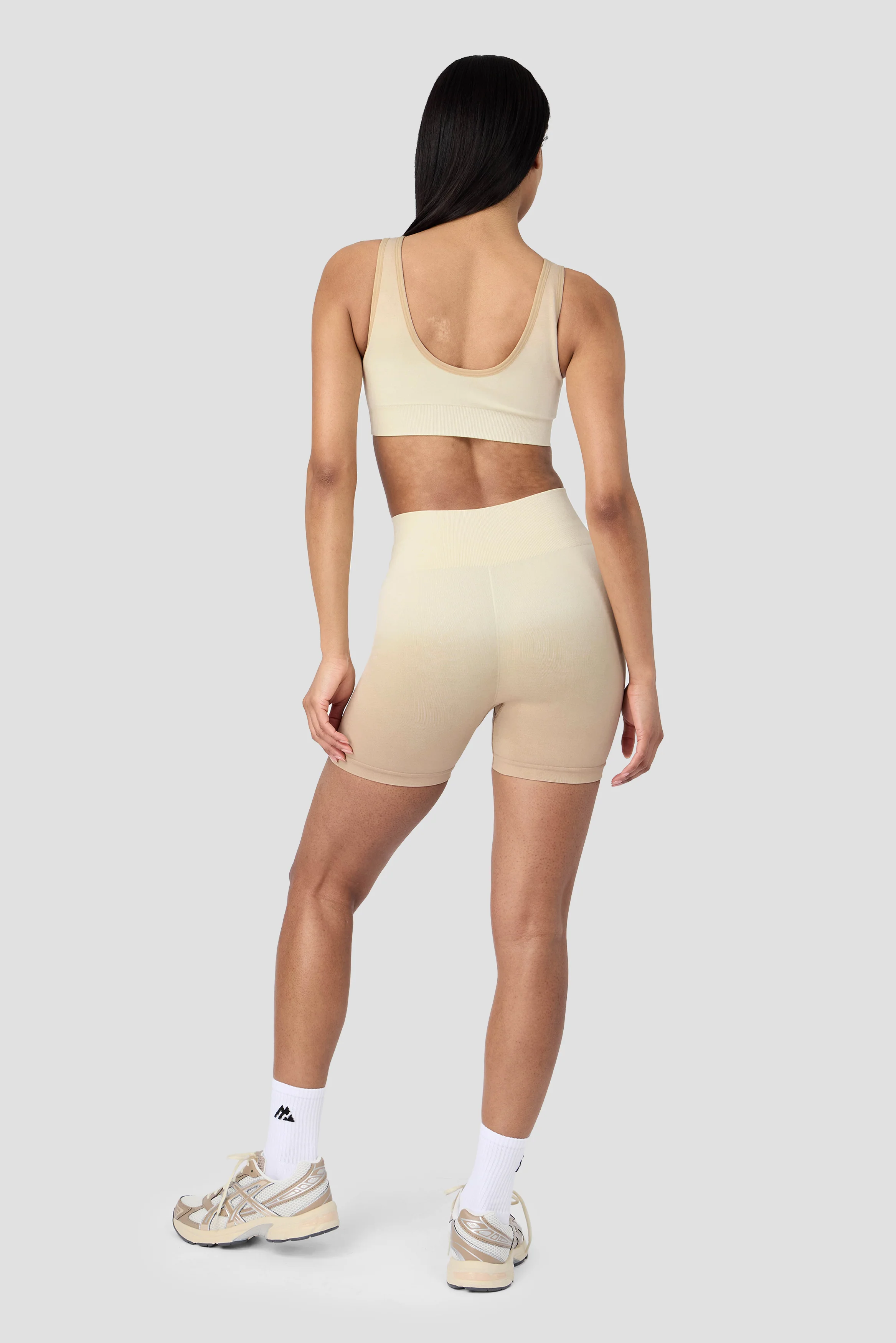 Arise Seamless Short - Maple Wood/Vanilla Foam - Image 4