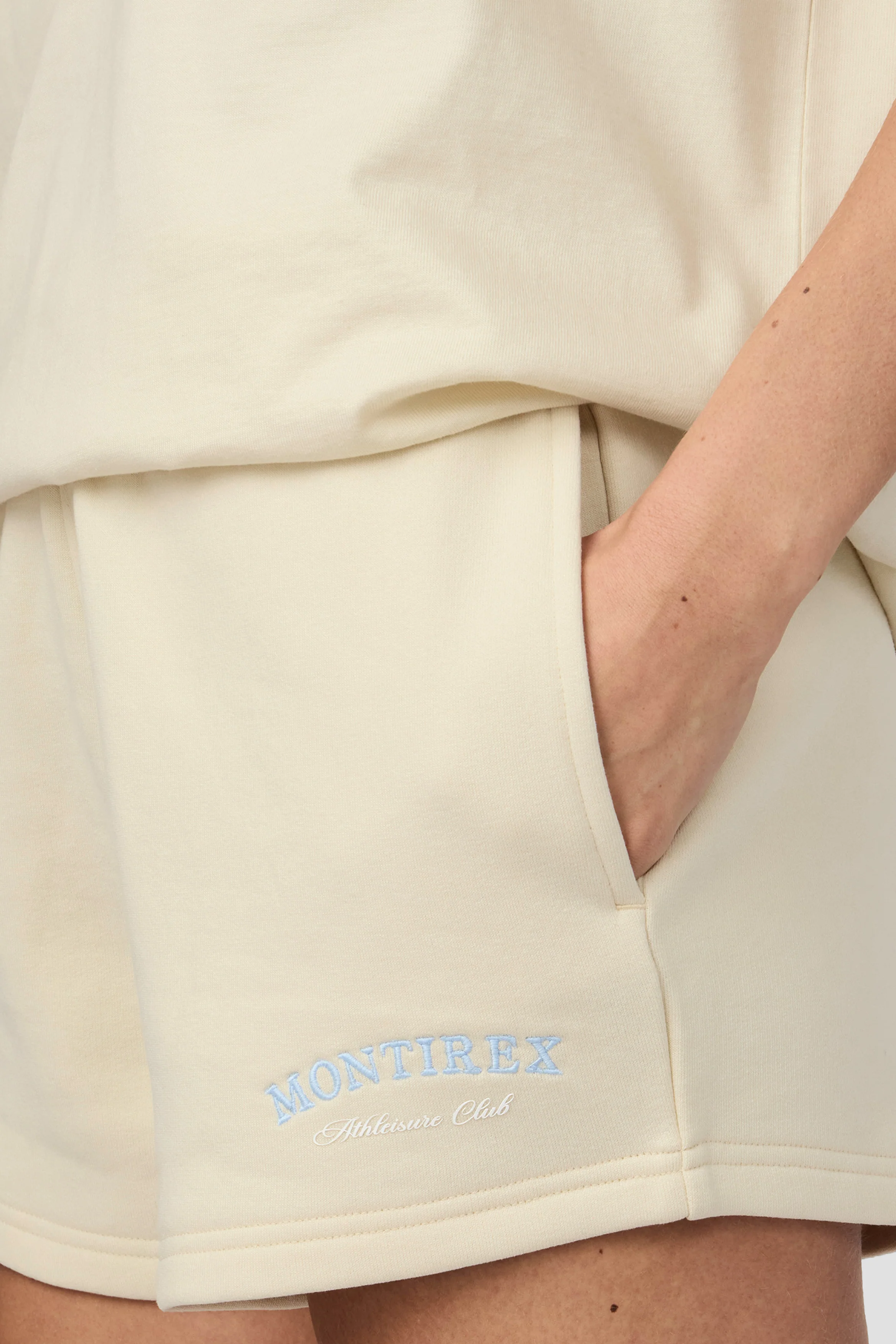 Athleisure Club Short - Vanilla Foam - Image 5