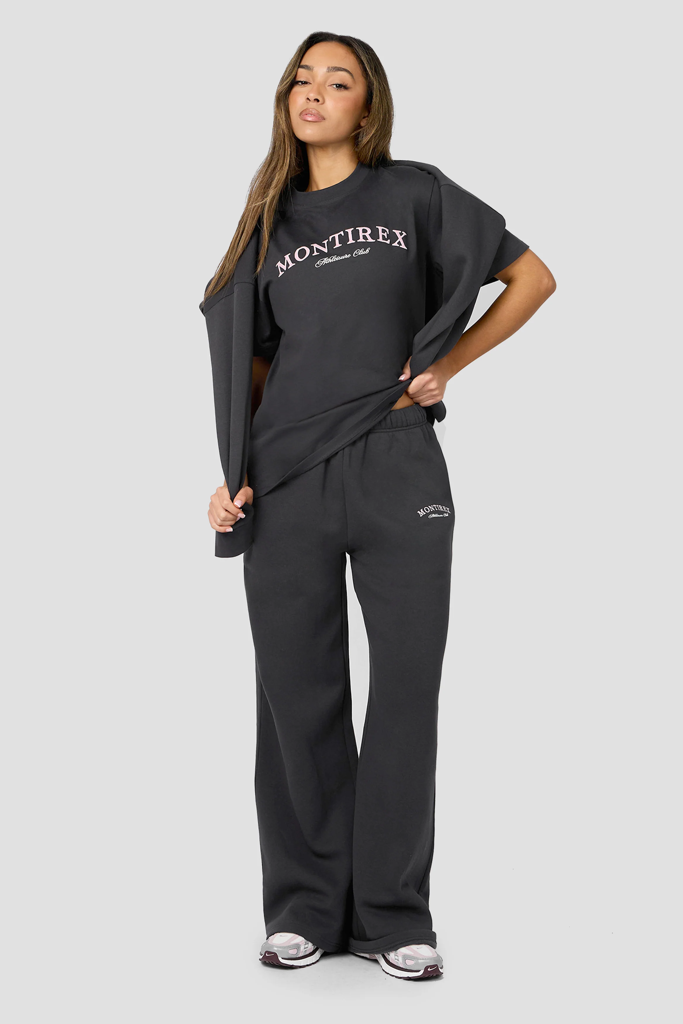Athleisure Club T-Shirt - Washed Black - Image 4