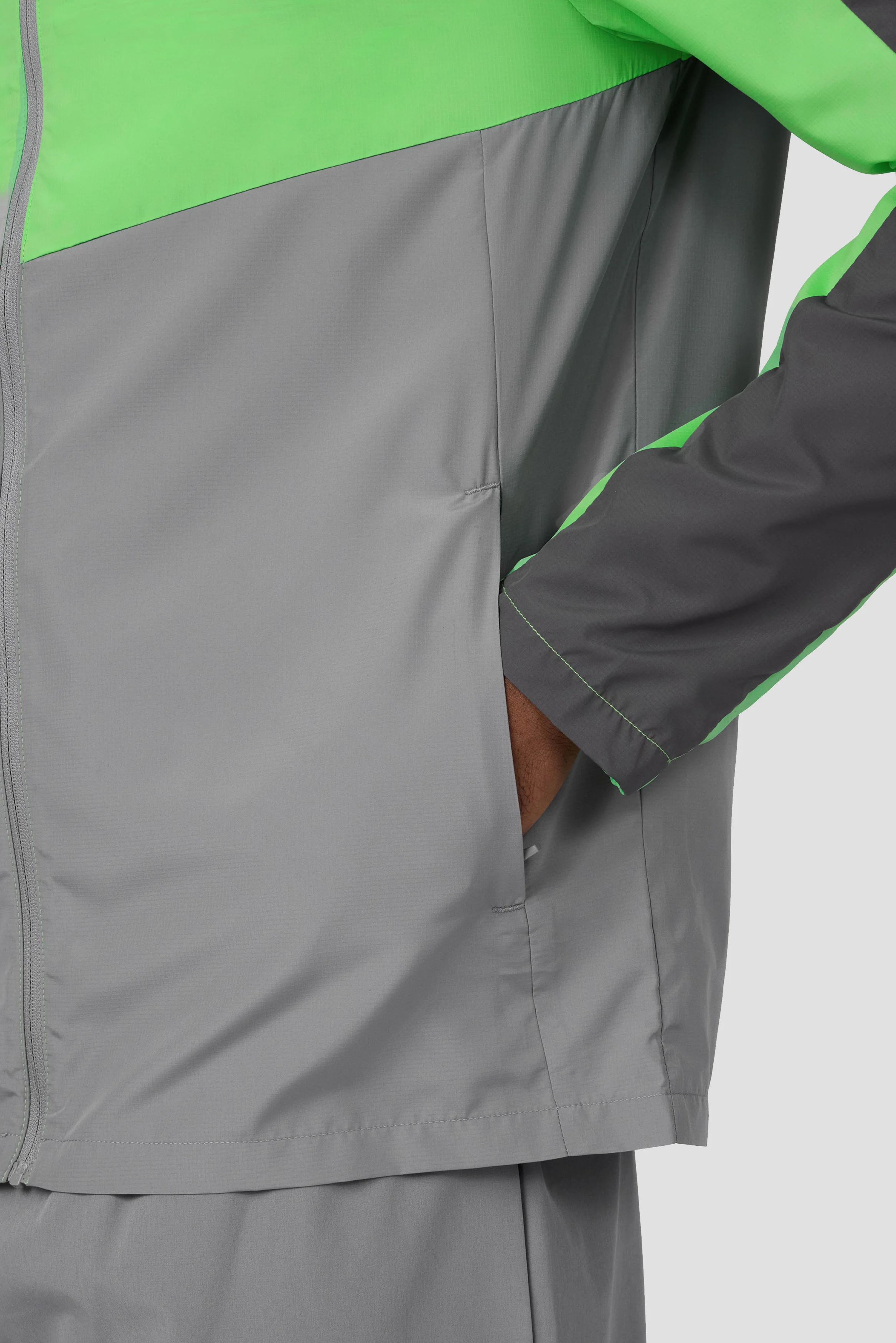 Breeze 3.0 Windbreaker - Cement Grey/Chameleon/Platinum Grey - Image 4