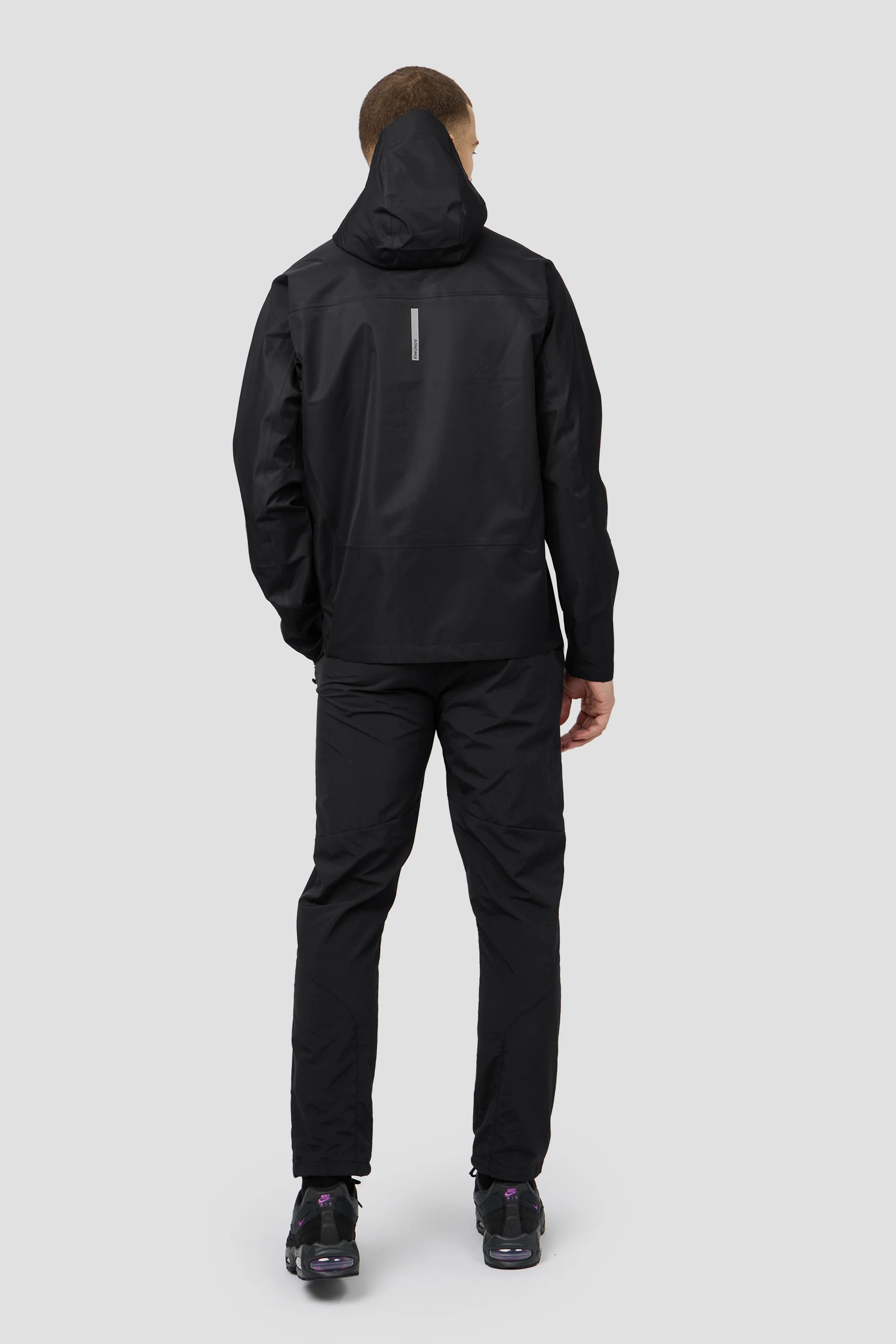 Cascade Waterproof Jacket - Black - Image 4