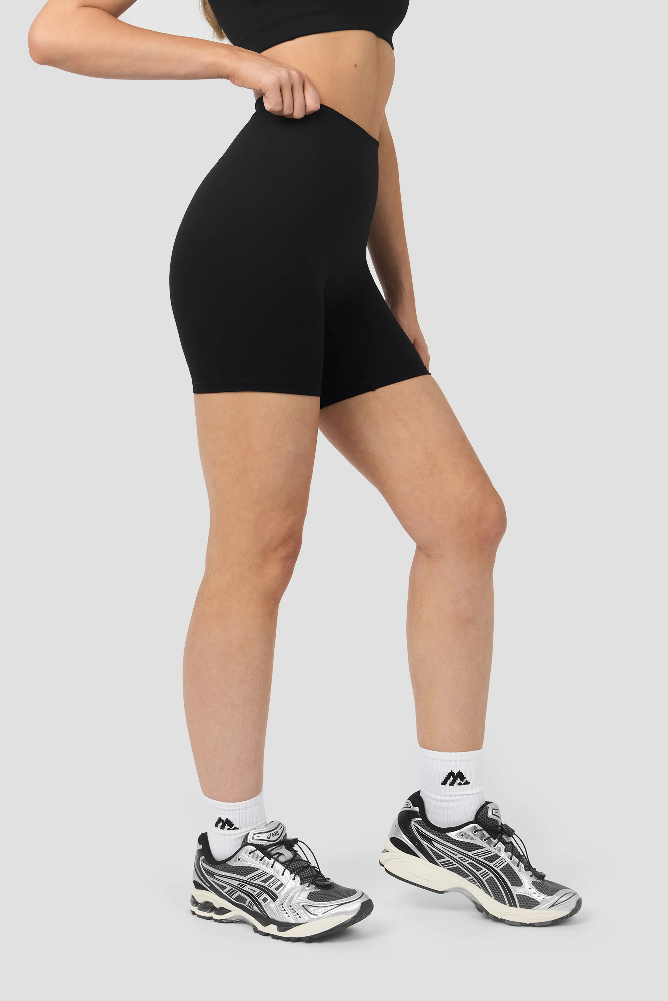 Form Booty Short - Black - Image 2