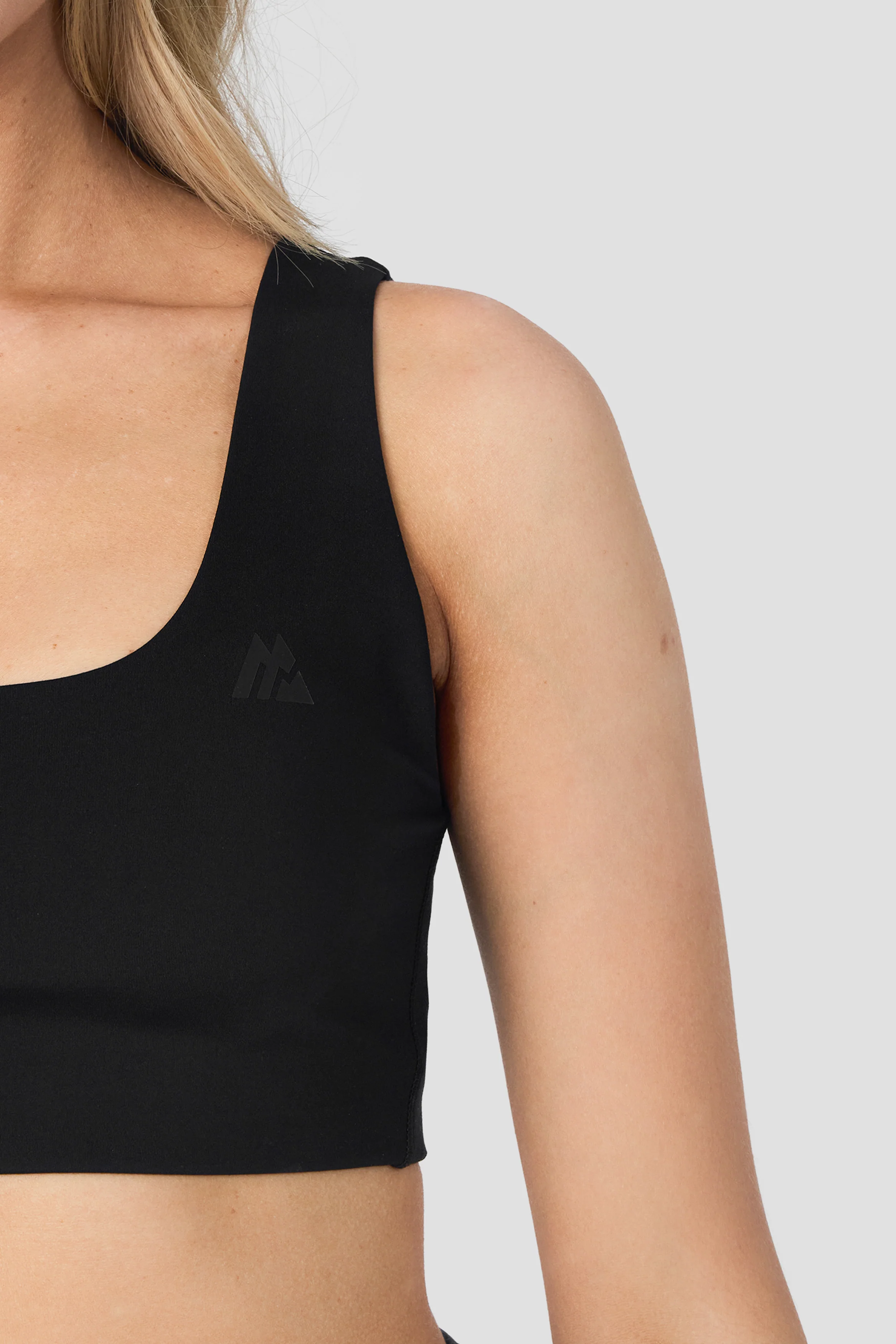 Form Sports Bra - Black - Image 5