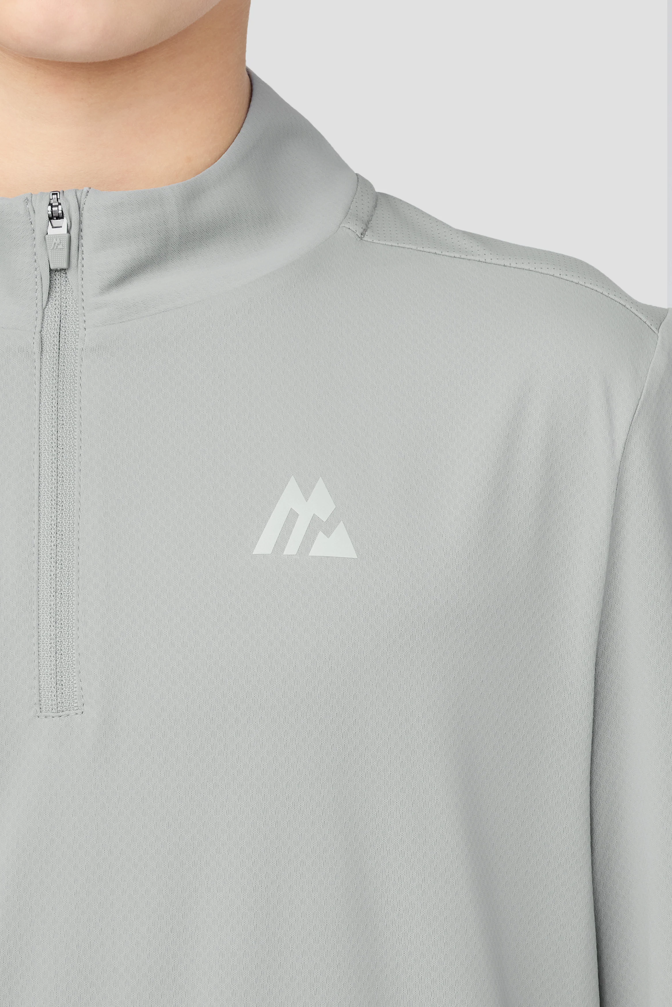 Boys Delta 1/4 Zip - Platinum Grey - Image 3