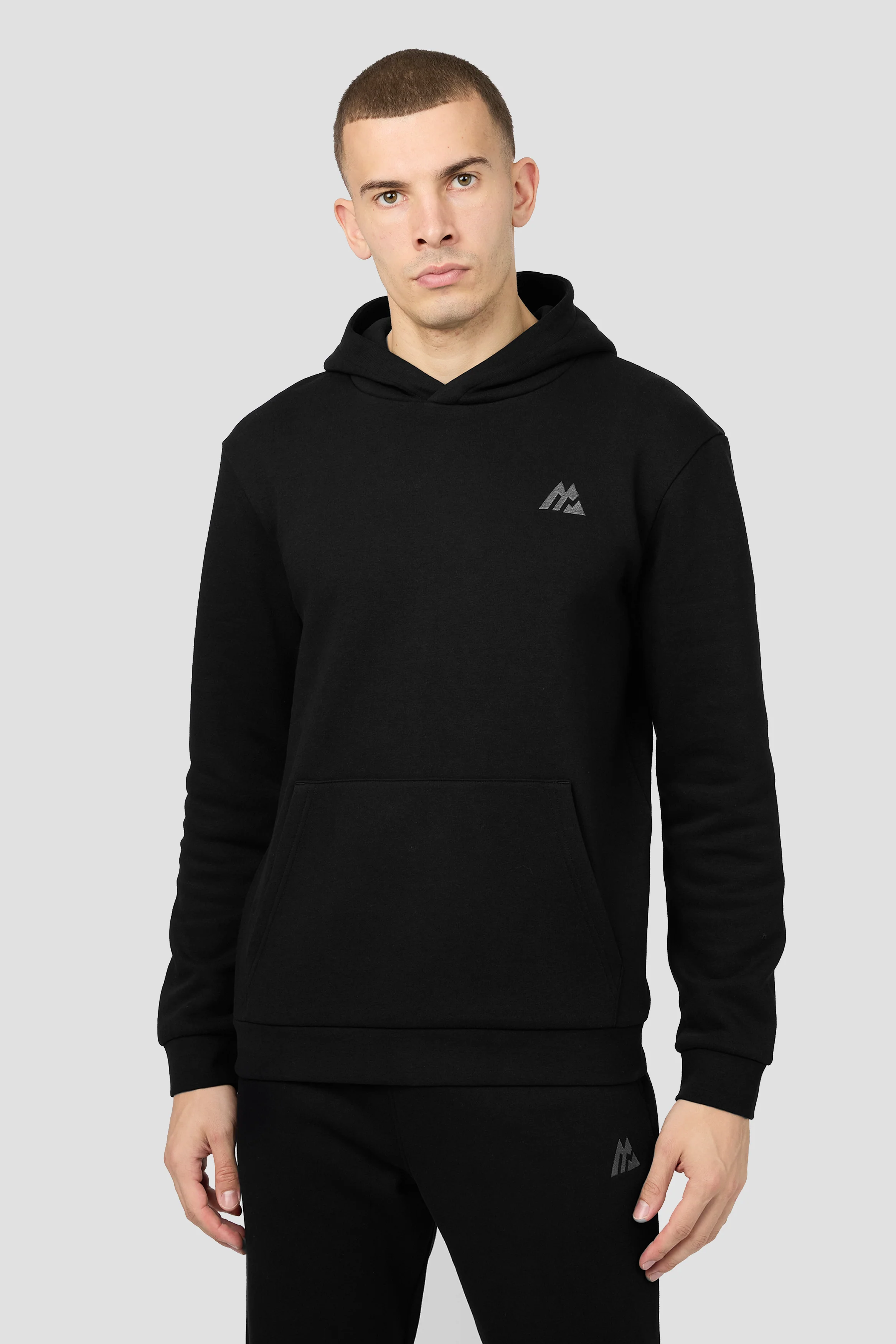 Essential Hood - Black
