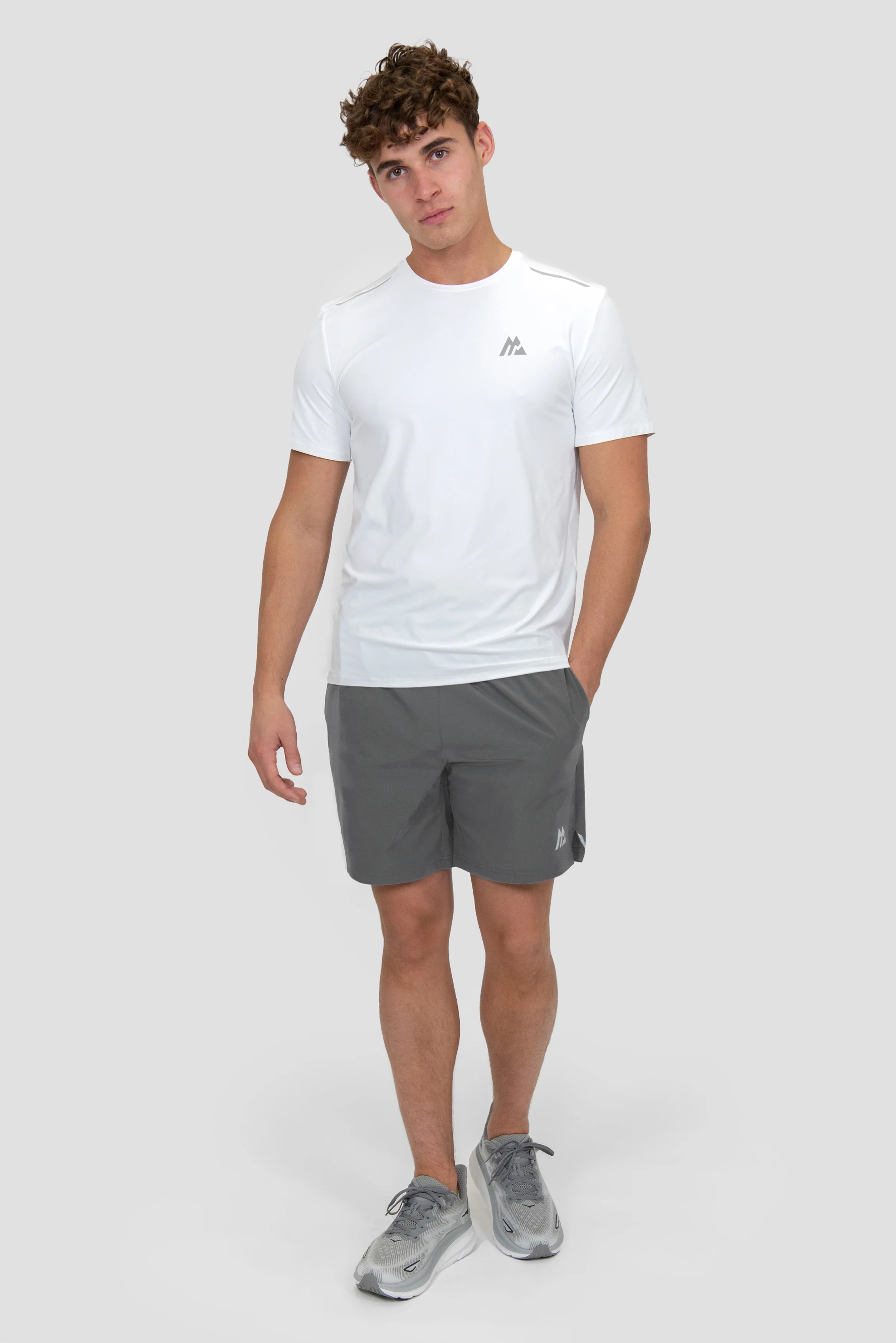 Fly 3.0 Short - Cement Grey - Image 3