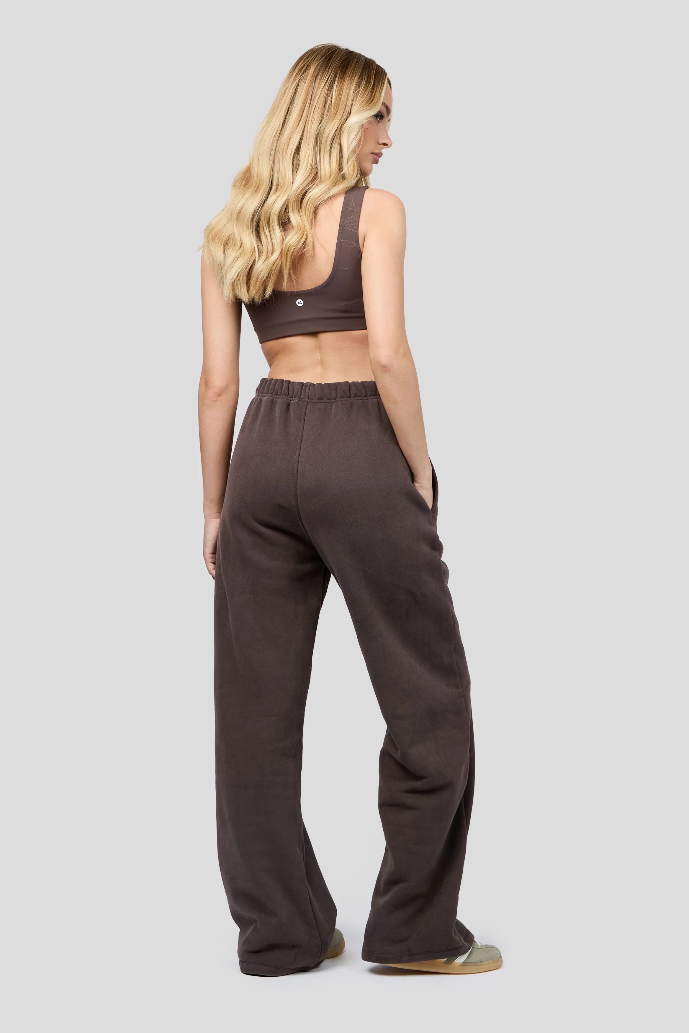 Form Fleece Wide Jogger - Cocoa - Image 7