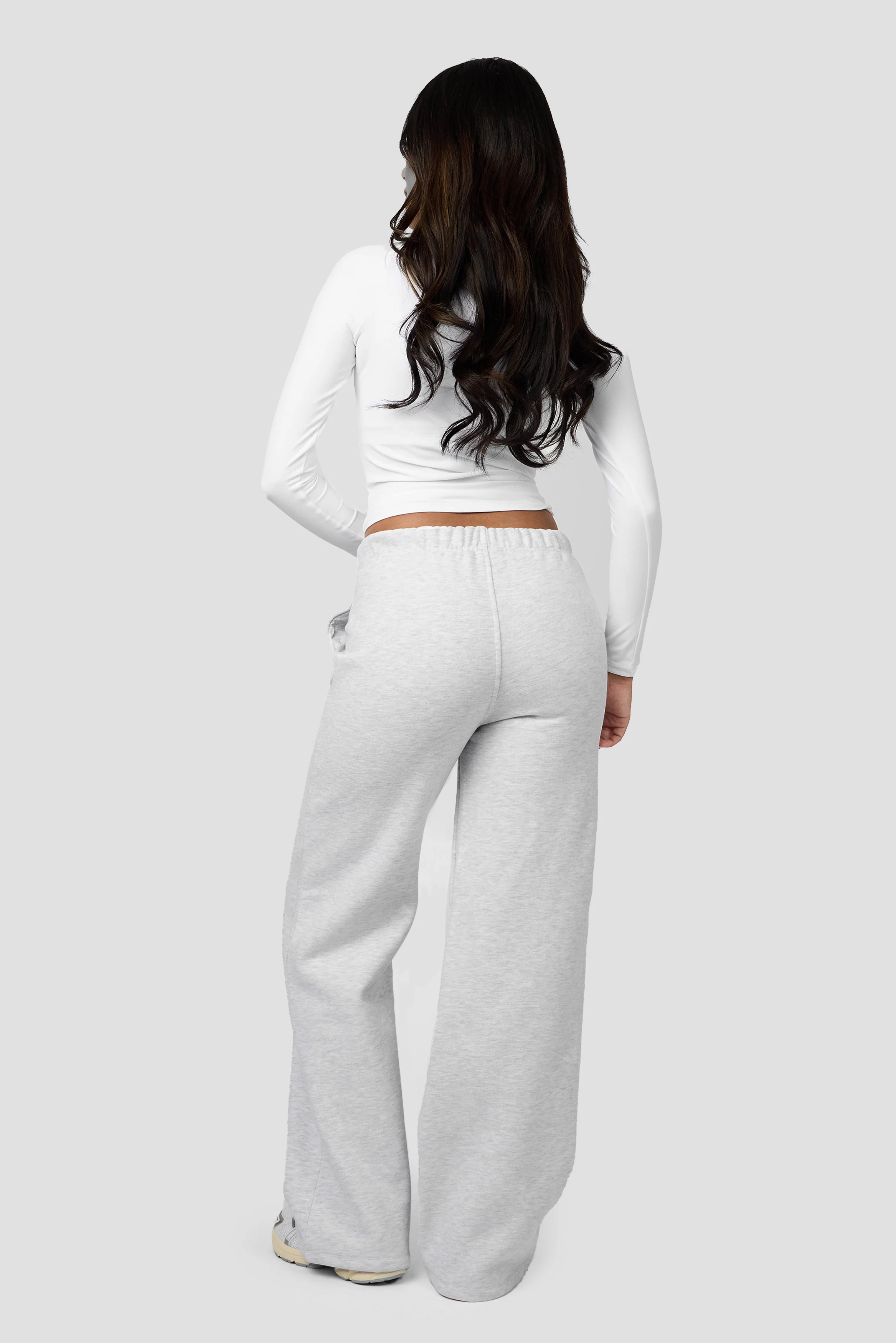 Form Fleece Wide Leg Jogger - Platinum Grey Marl - Image 3