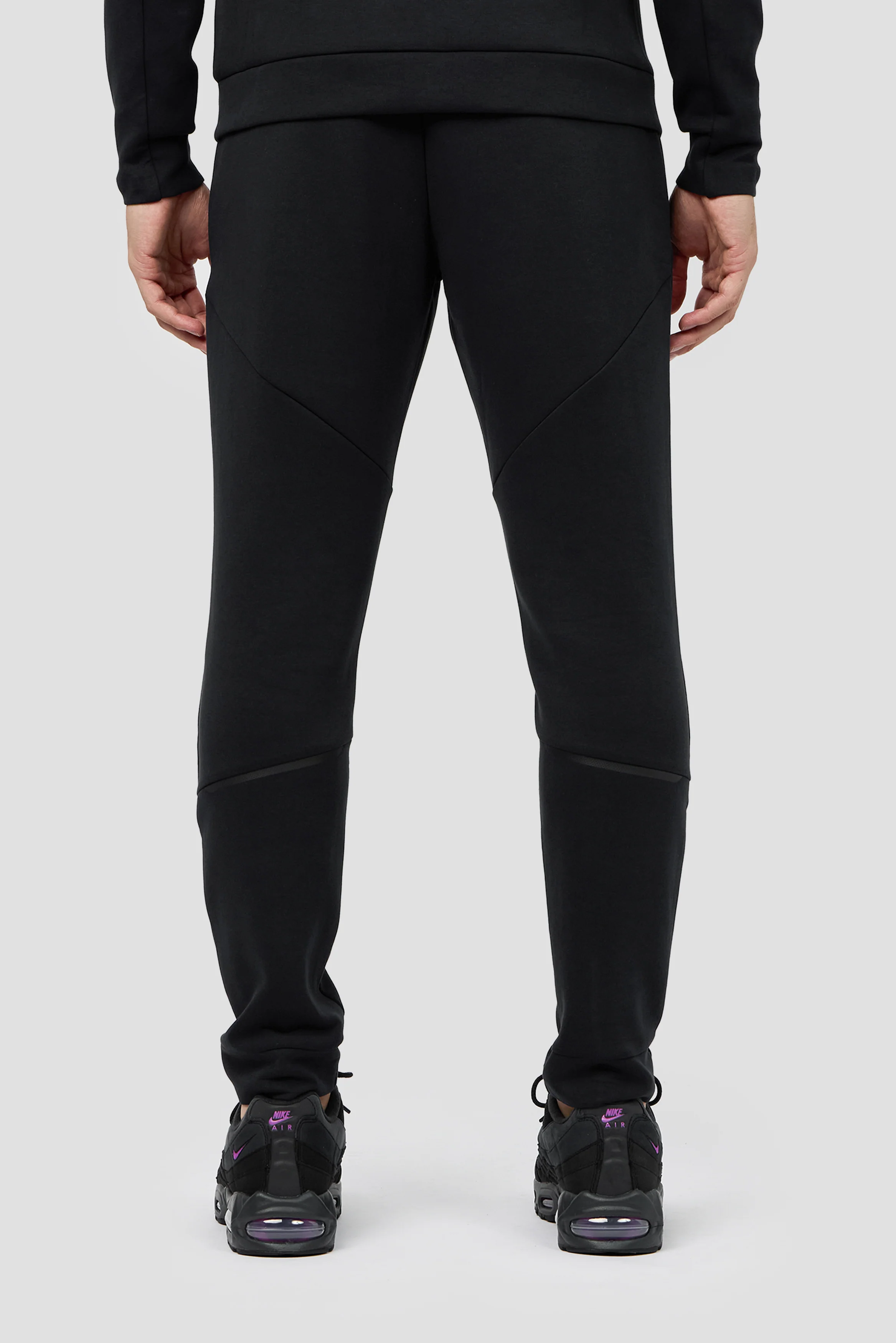 Foundation Jogger - Black - Image 4