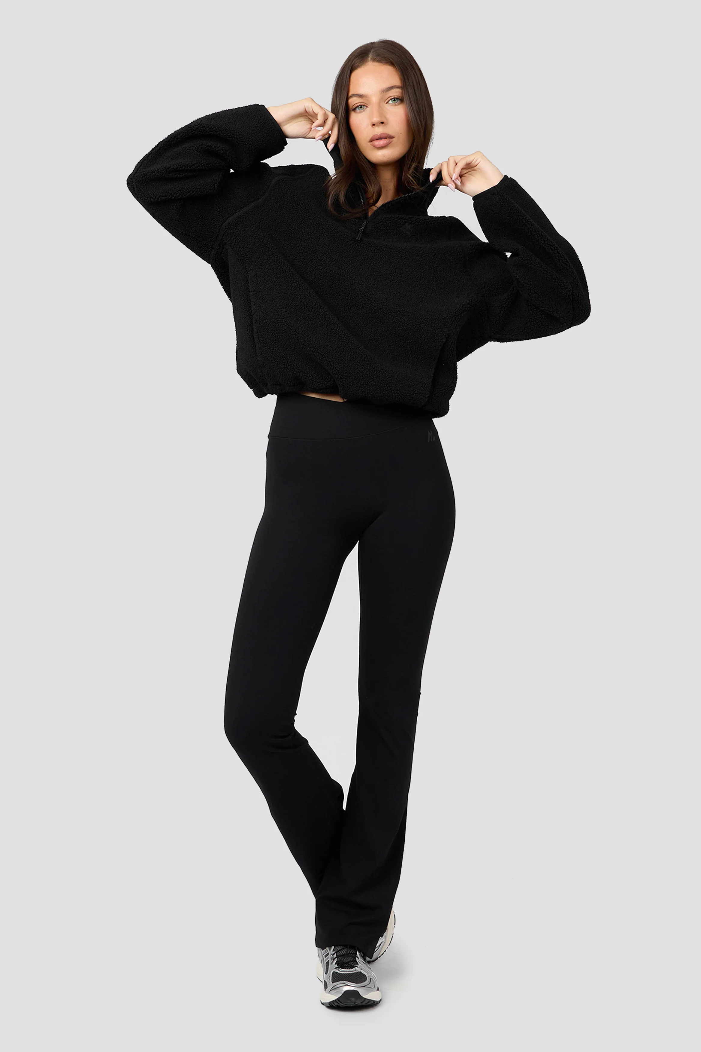 Hush Fleece - Black - Image 3