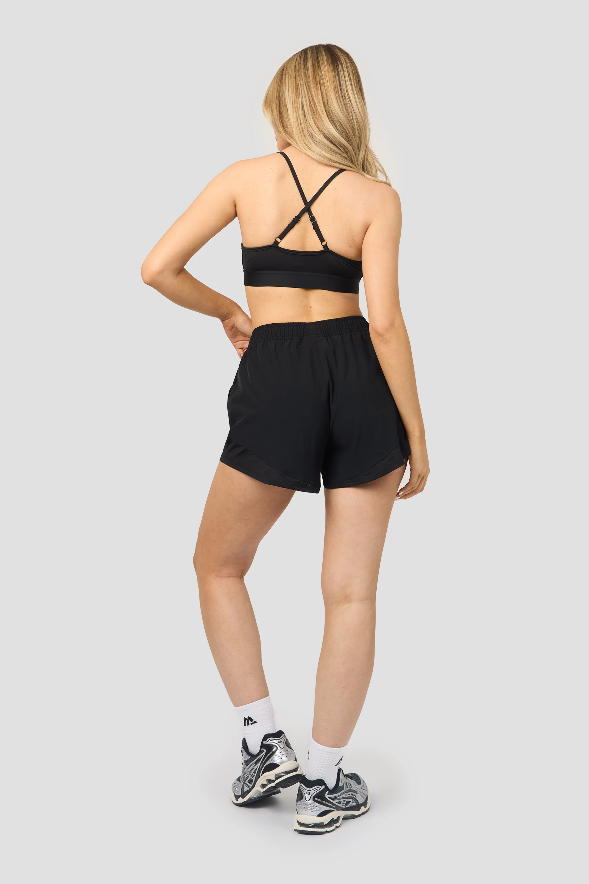 Icon Strappy 2.0 Bra - Black - Image 4