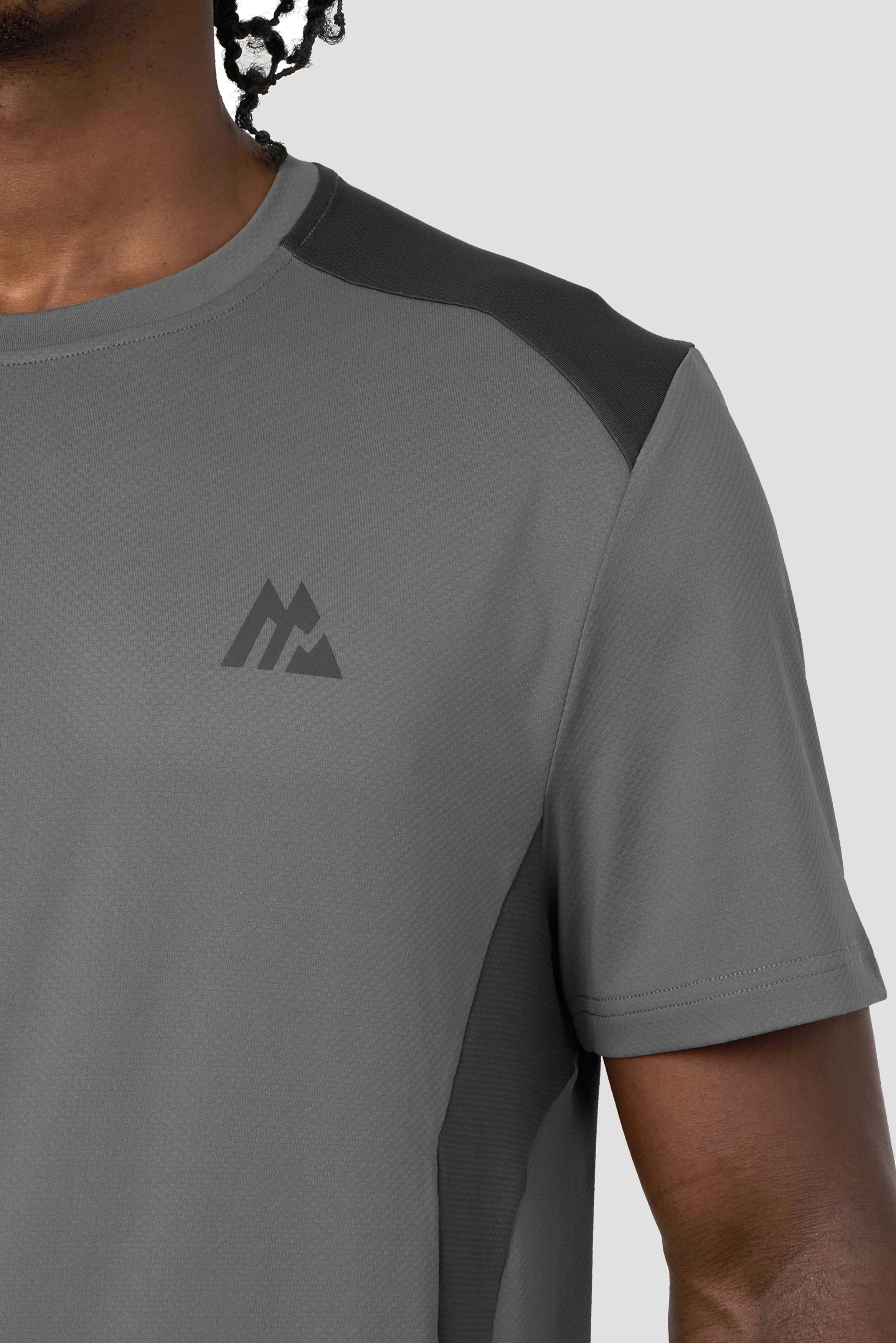 Lumos 2.0 T-Shirt - Cement Grey/Asphalt - Image 5
