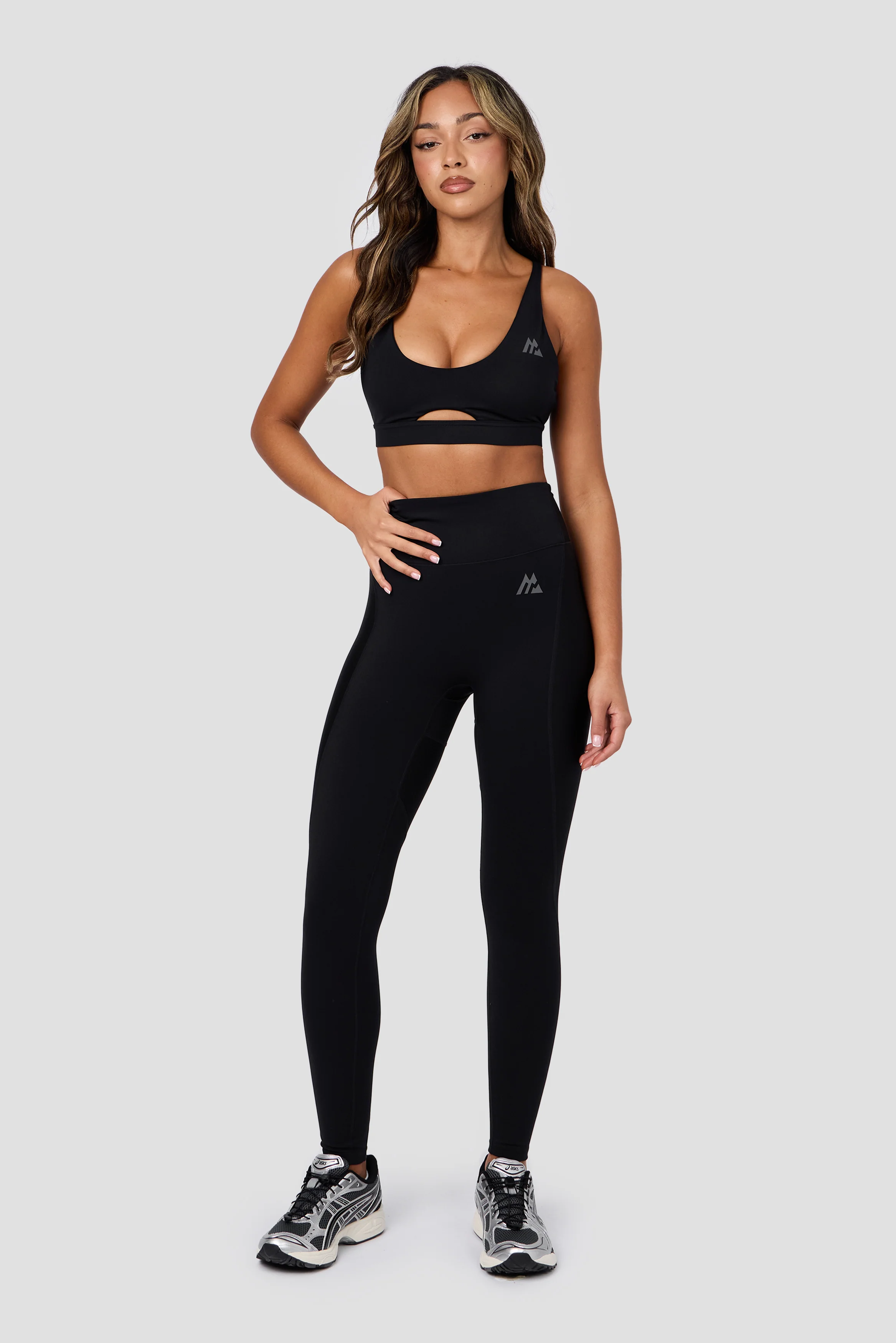 Luna Bra - Black - Image 3
