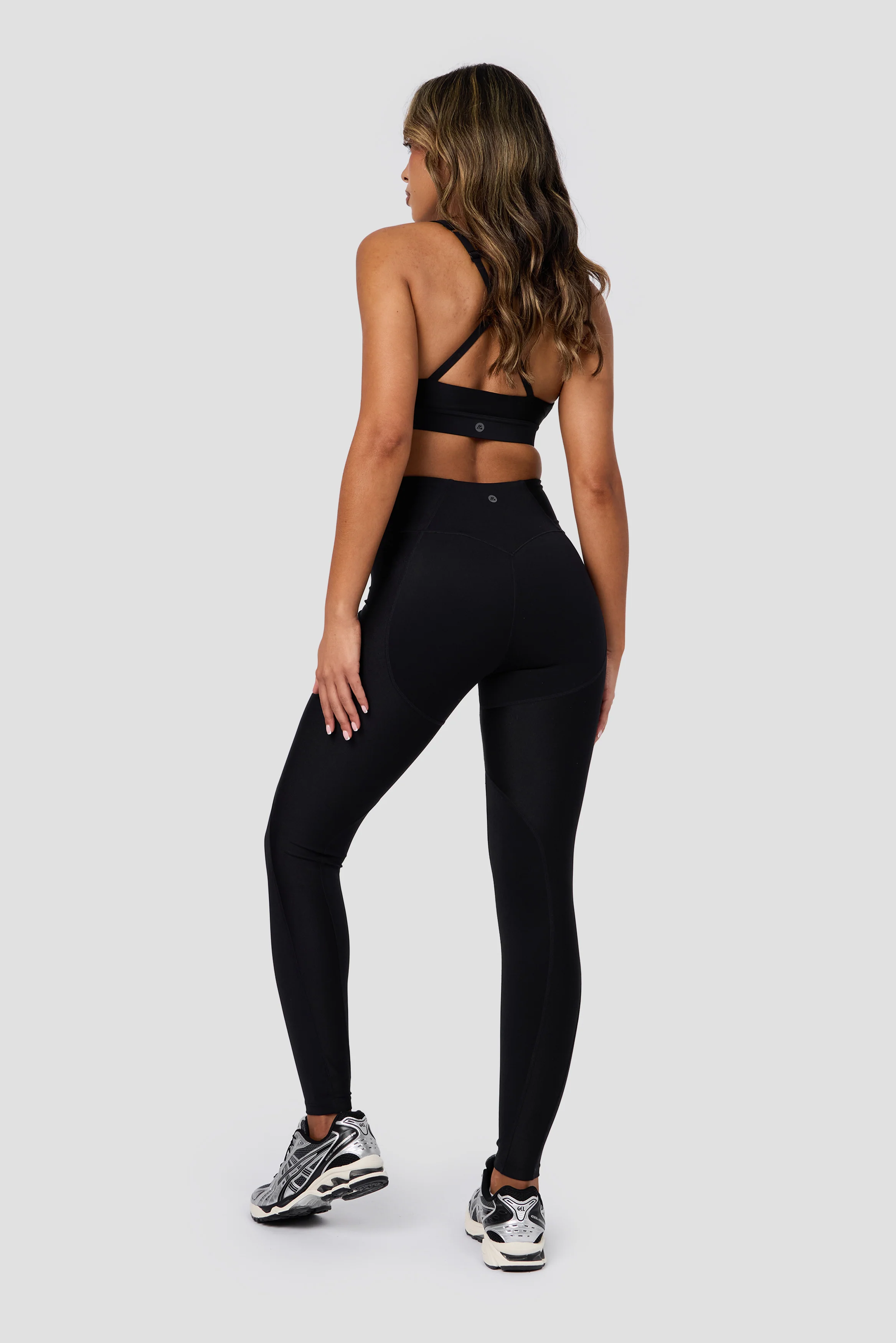 Luna Bra - Black - Image 4