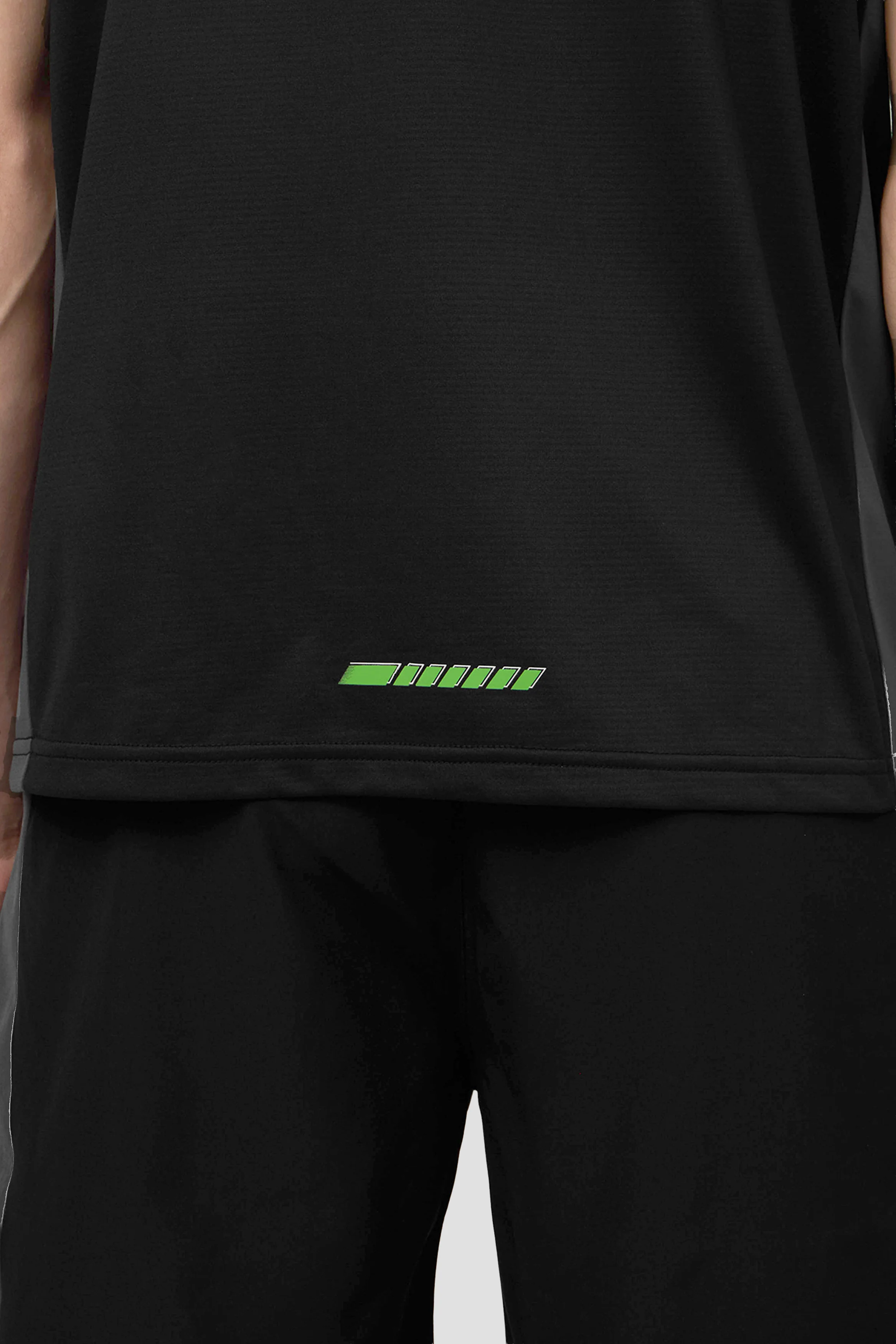 MTX Run City Liverpool T-Shirt - Black/Asphalt - Image 5
