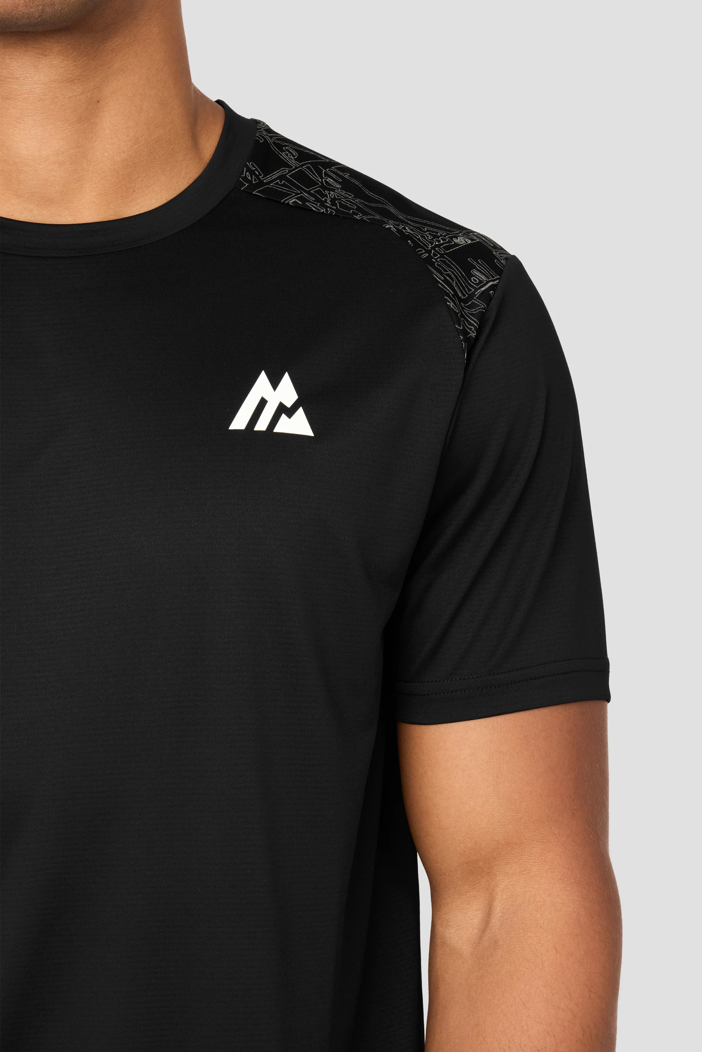 MTX Run City London T-Shirt - Black - Image 3