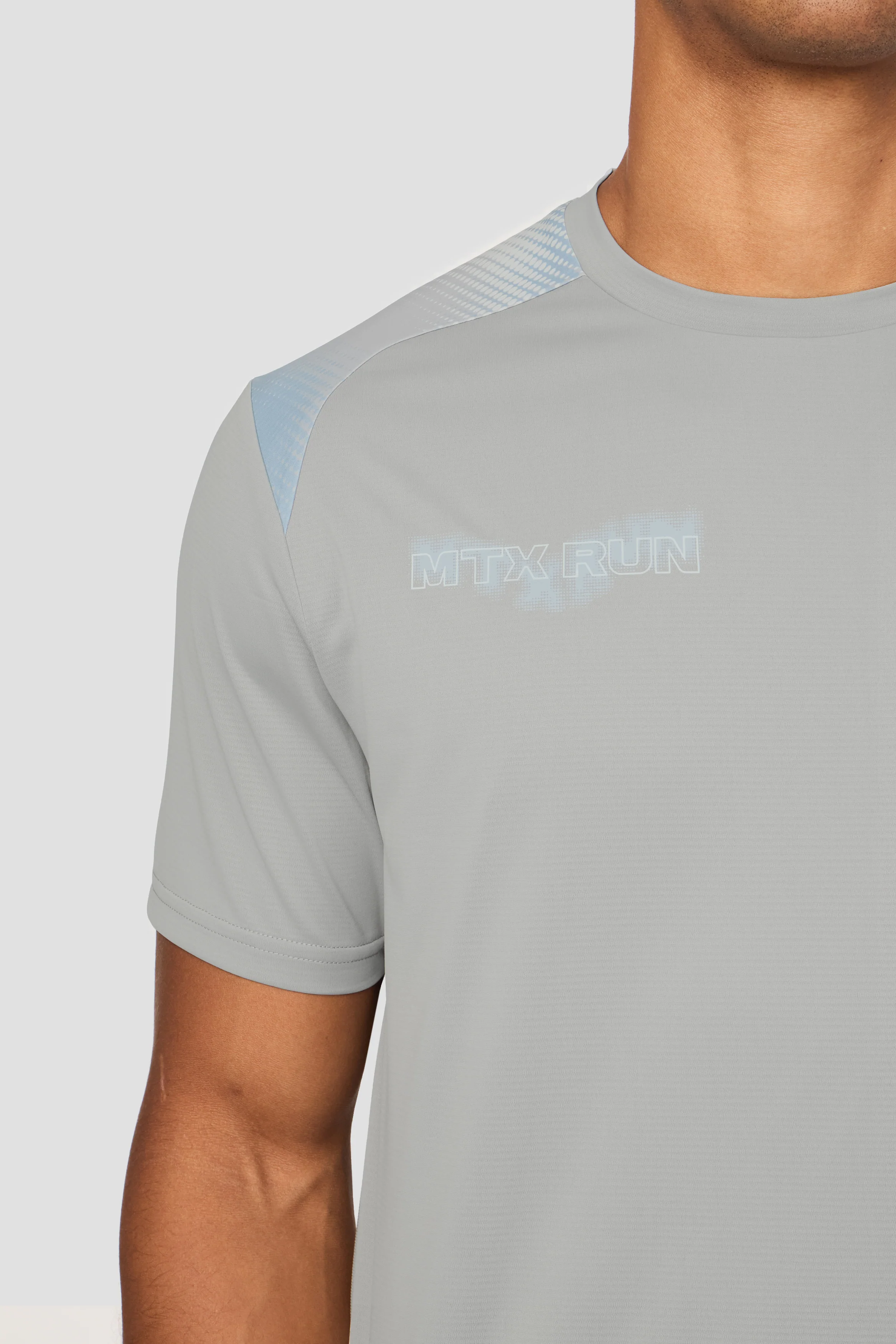 MTX Run Disperse T-Shirt  - Platinum Grey - Image 4