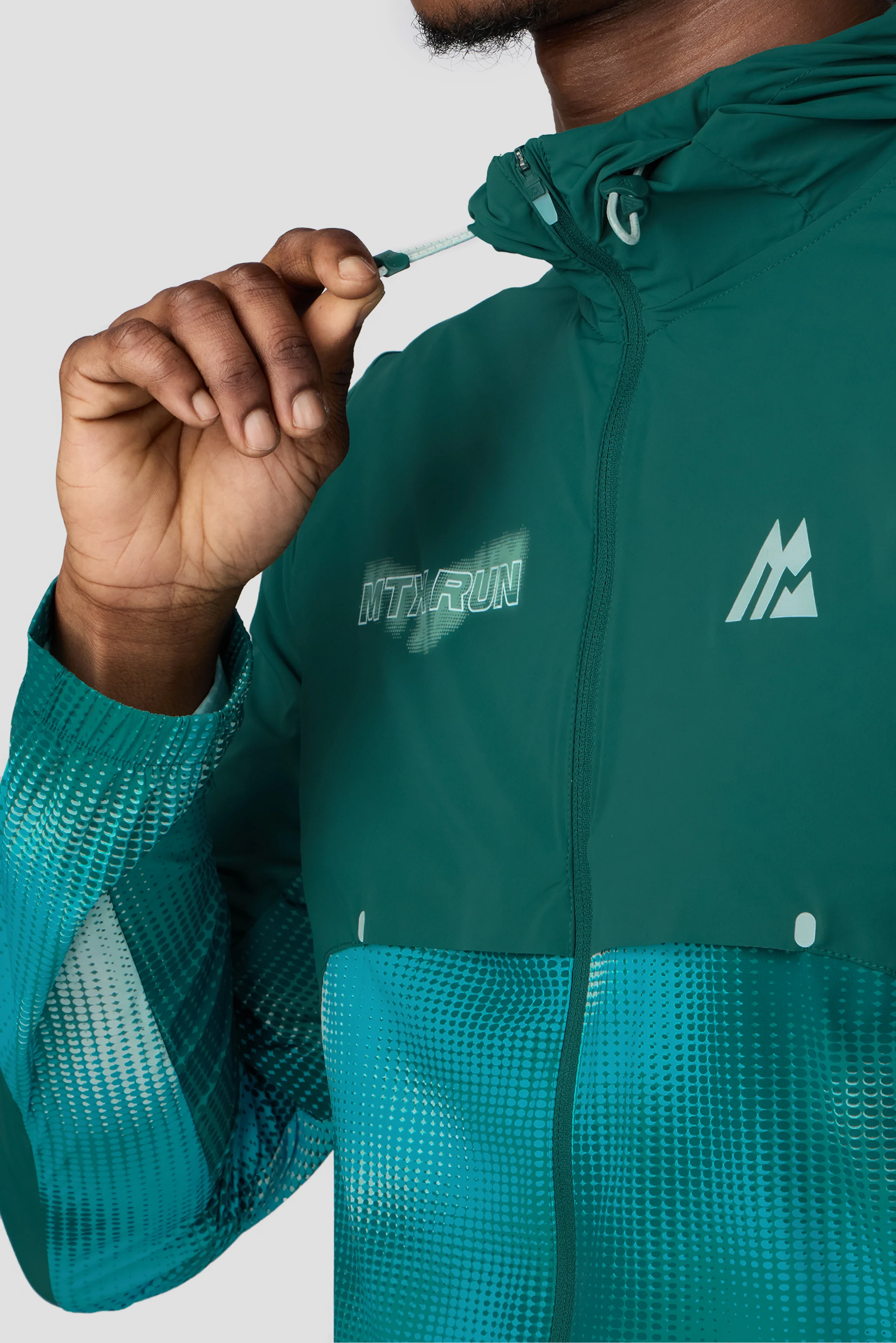 MTX Run Disperse Windbreaker - Ocean Abyss - Image 6