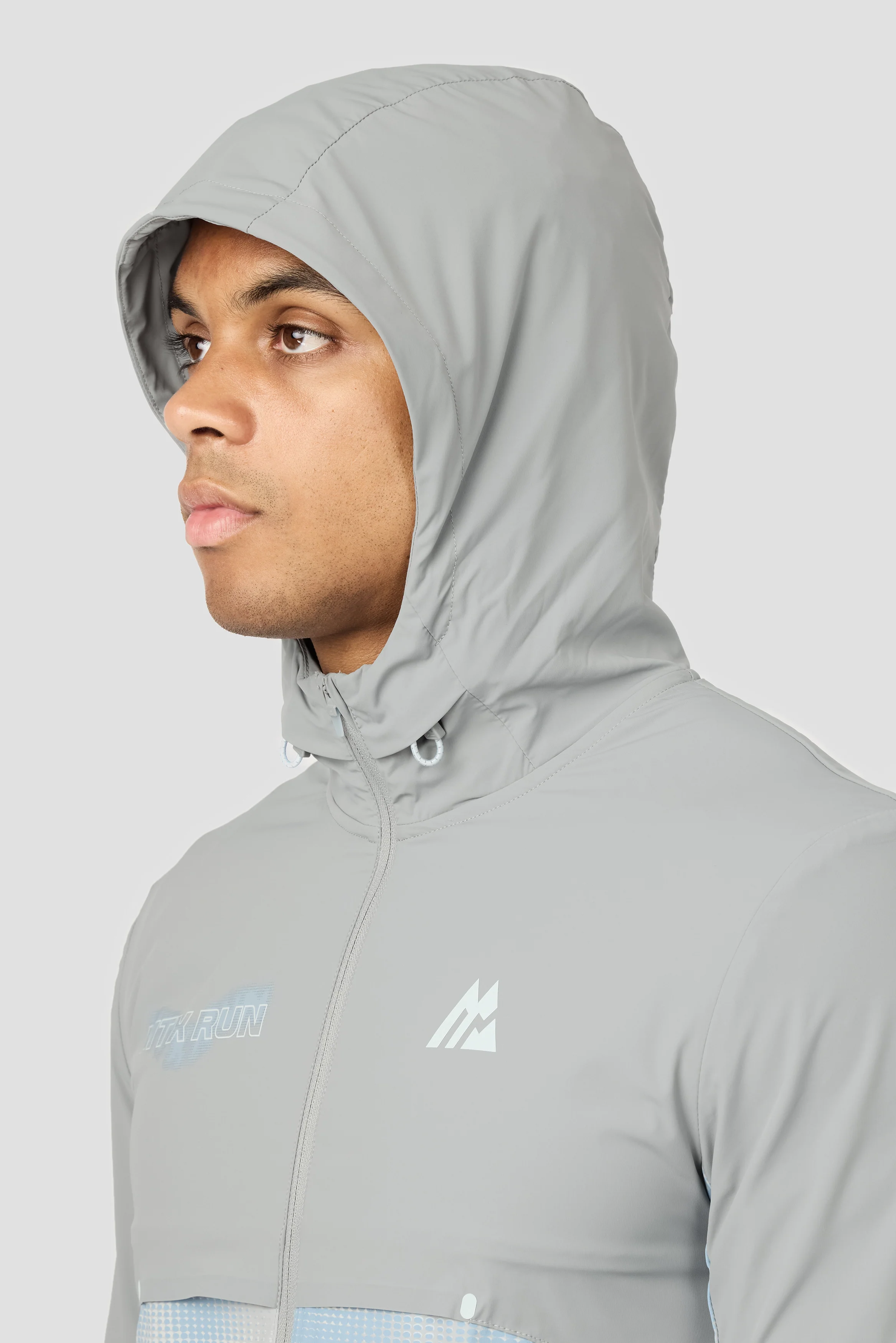 MTX Run Disperse Windbreaker - Platinum Grey - Image 8