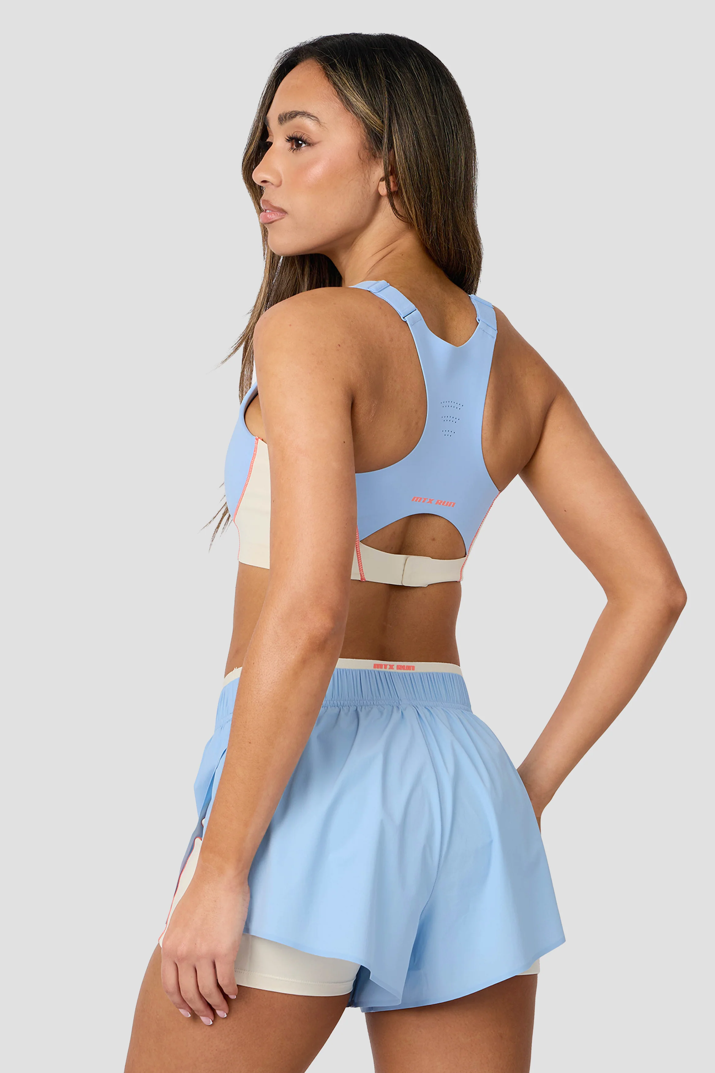 MTX Run Switch Bra - Blissful Blue/Vanilla Foam - Image 2