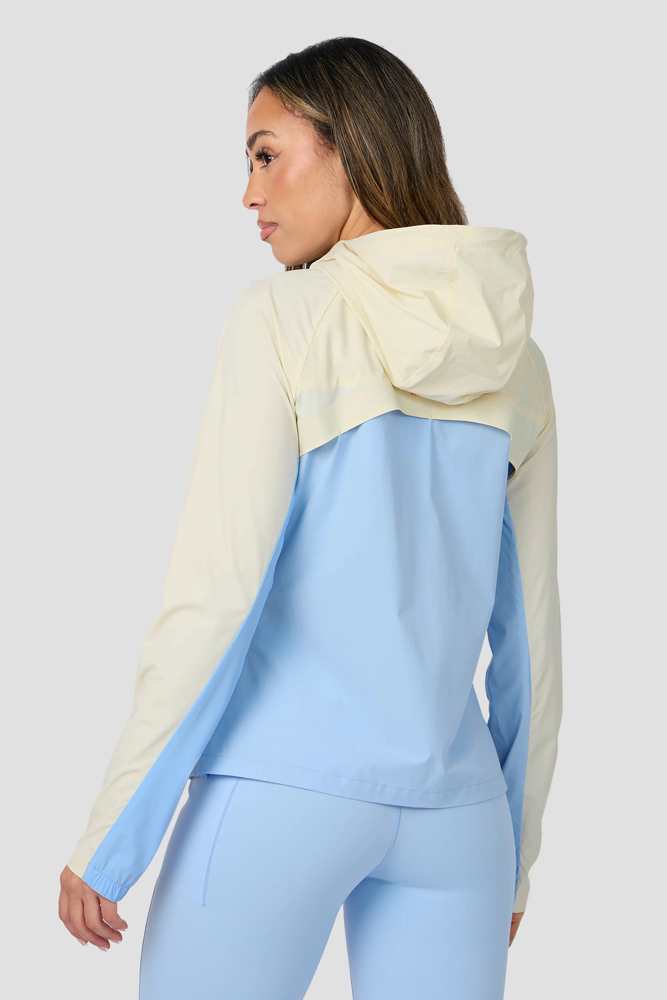 MTX Run Switch Windbreaker - Vanilla Foam/Blissful Blue - Image 2