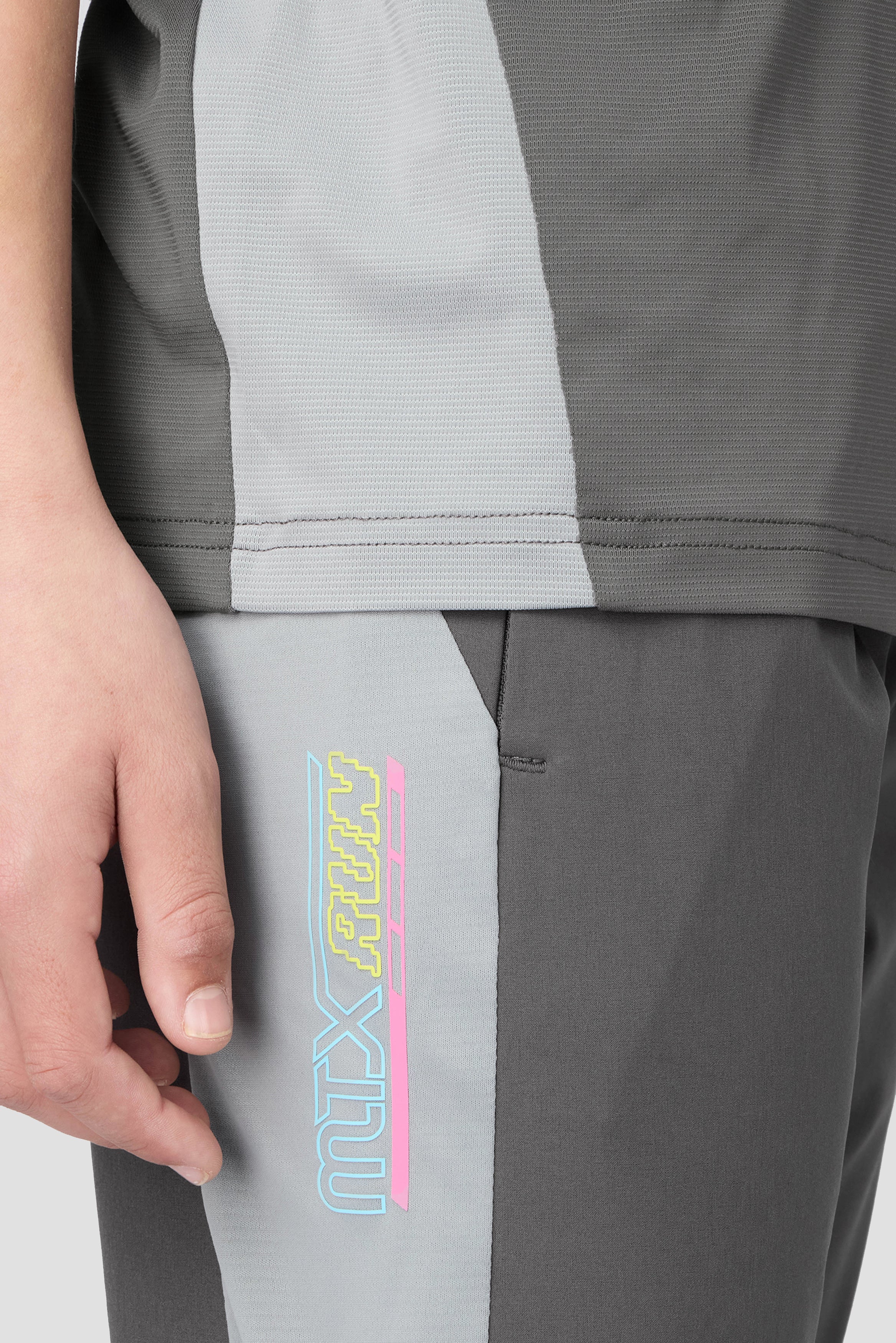Boys MTX Run Turbo Pant - Cement Grey/Platinum Grey - Image 6