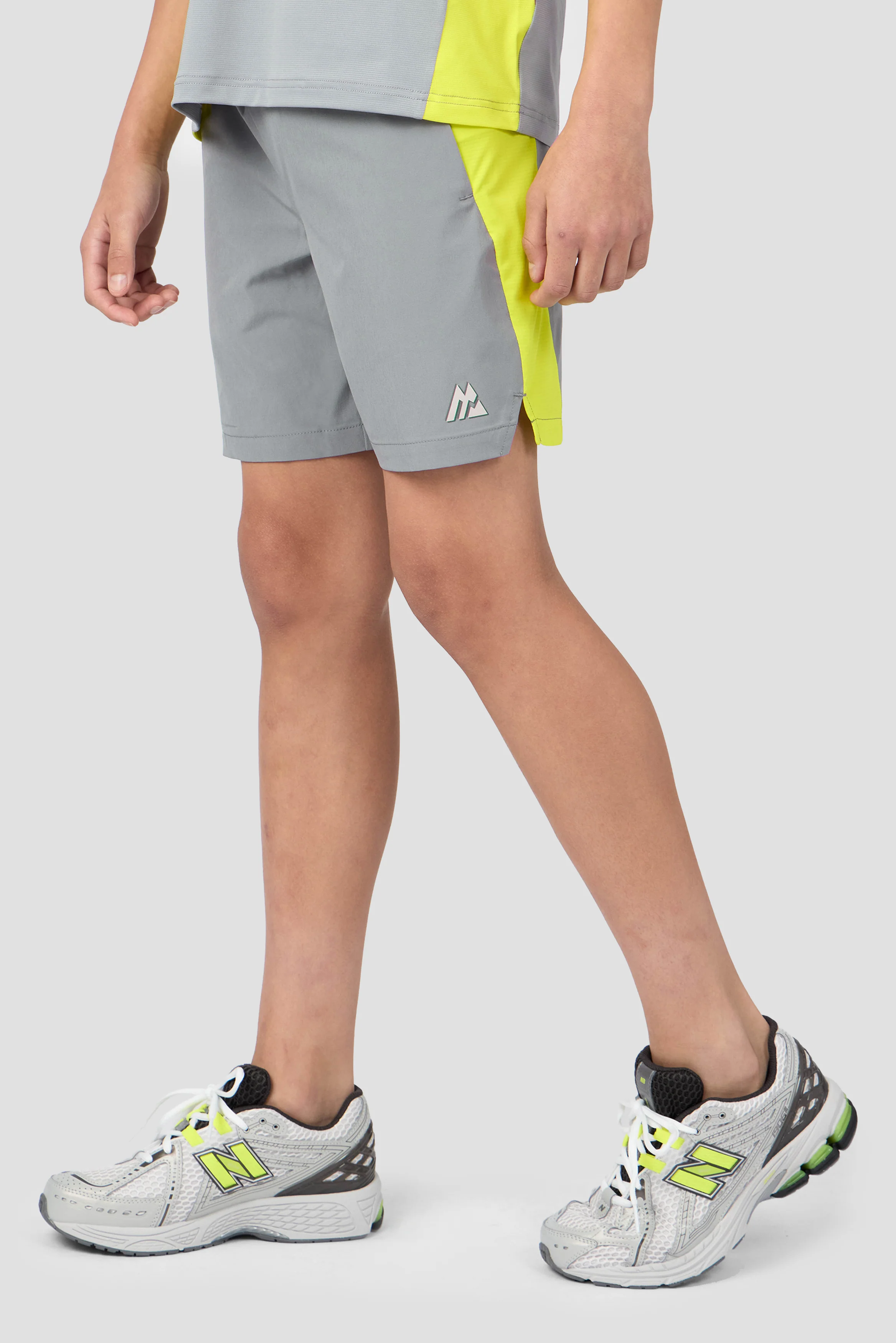 Boys MTX Run Turbo Short - Platinum Grey/Electric Lime