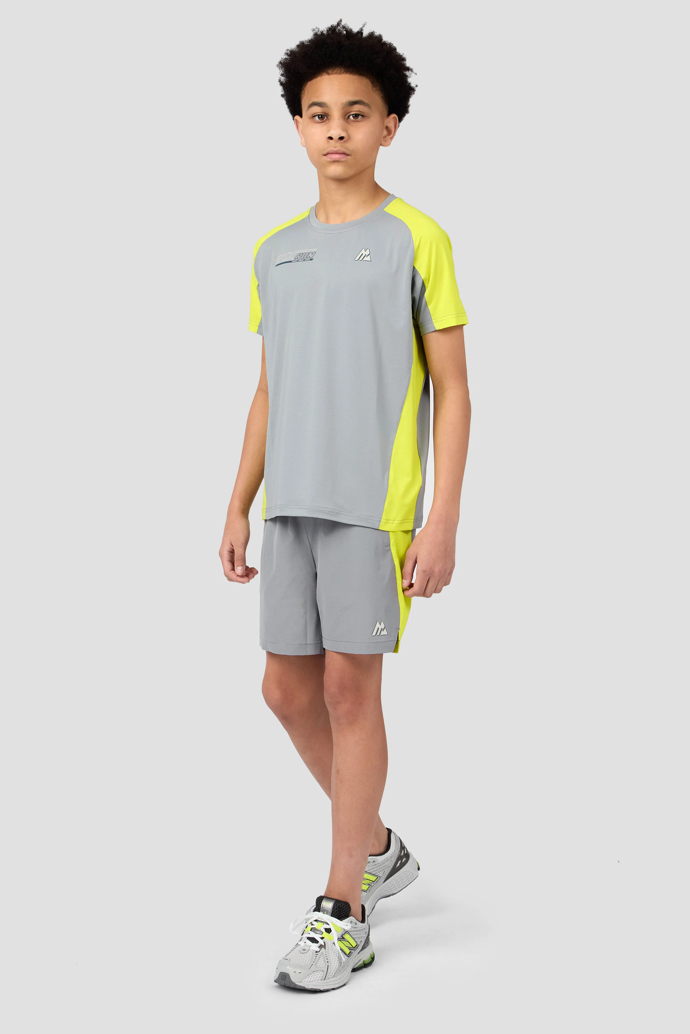 Boys MTX Run Turbo Short - Platinum Grey/Electric Lime - Image 3