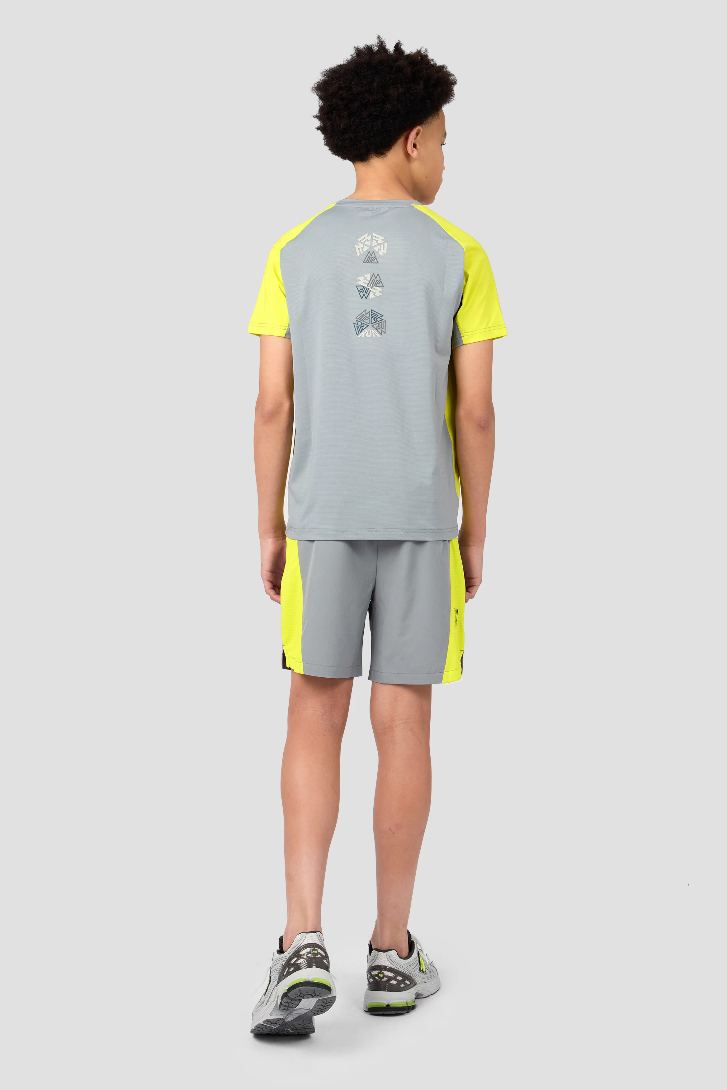 Boys MTX Run Turbo Short - Platinum Grey/Electric Lime - Image 4