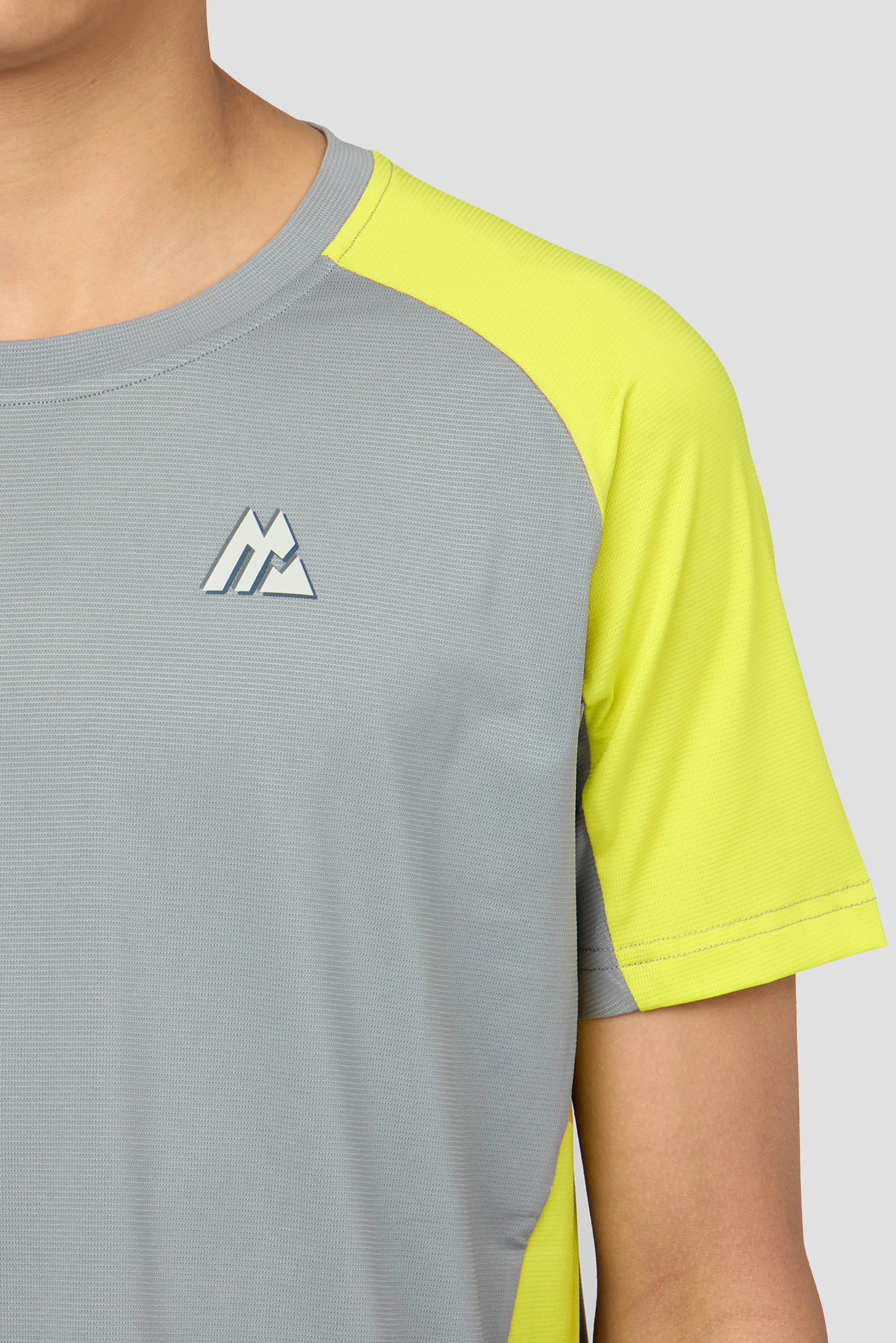 Boys MTX Run Turbo T-Shirt - Platinum Grey/Electric Lime - Image 3
