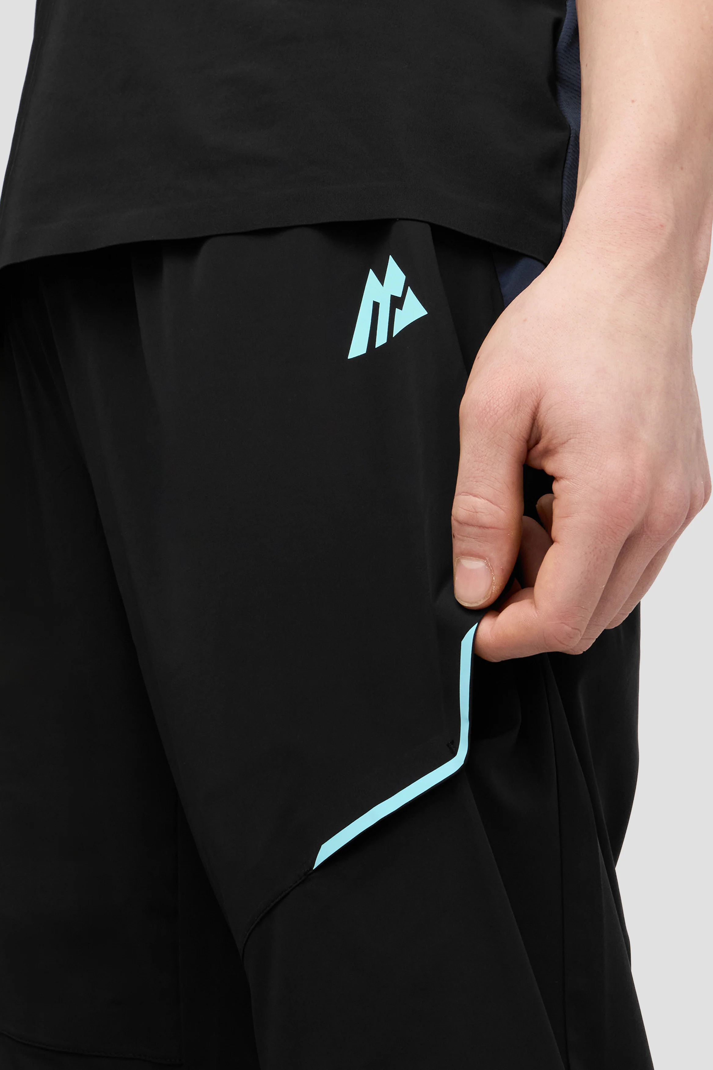 MTX Trail Traction Pant - Black/Midnight Blue - Image 7