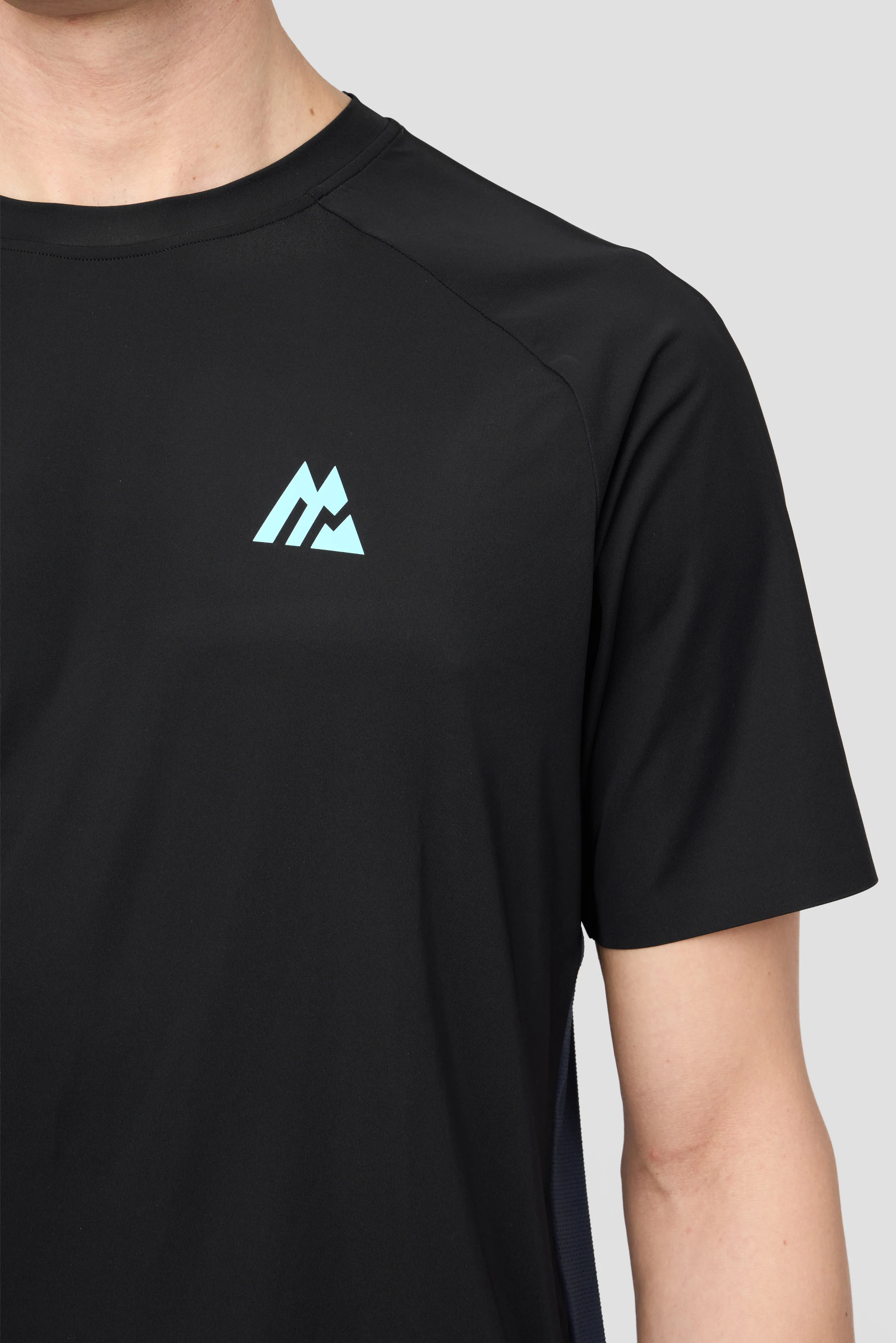 MTX Trail Traction T-Shirt - Black/Midnight Blue - Image 3