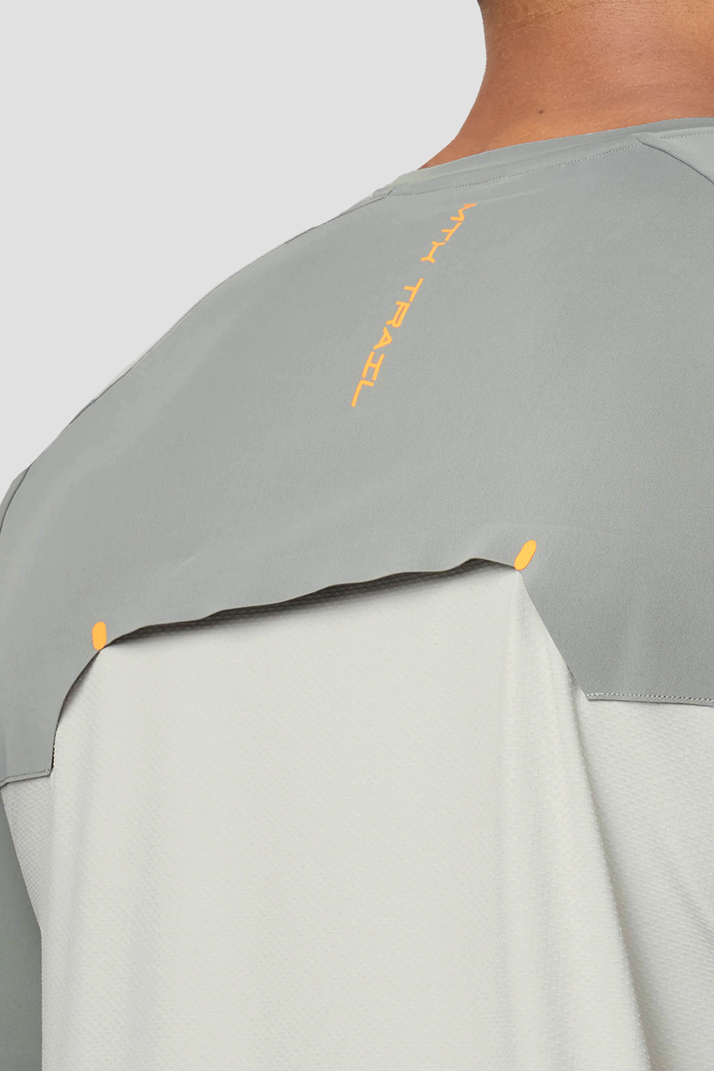 MTX Trail Traction T-Shirt - Platinum Grey/Light Smoke Grey - Image 4