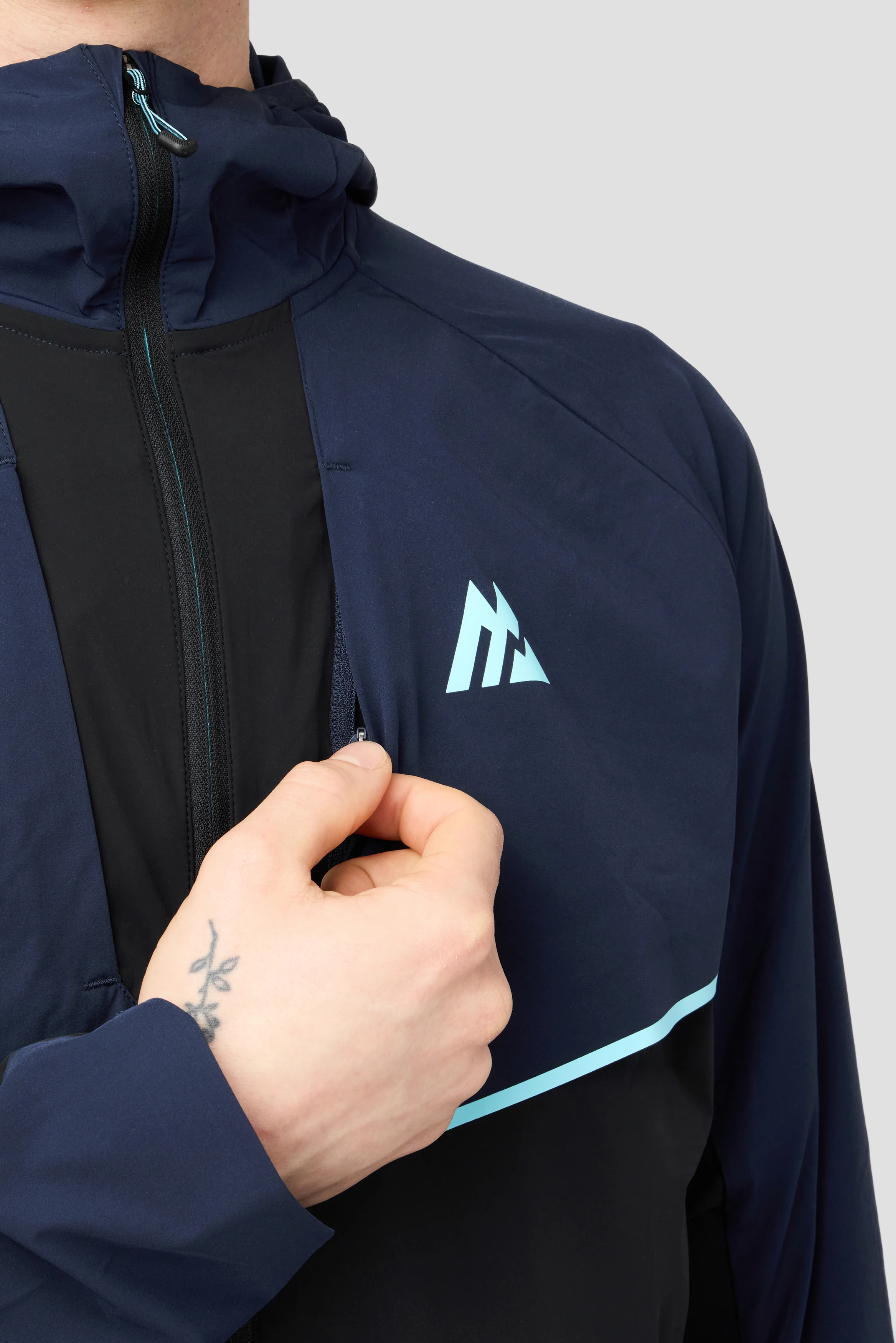 MTX Trail Traction Windbreaker - Black/Midnight Blue - Image 5