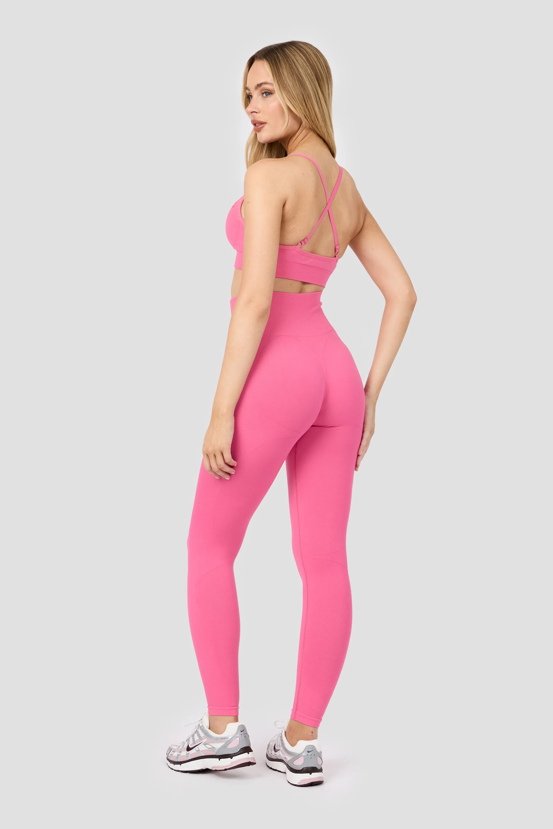 Muse Seamless Legging - Peony Pink - Image 4