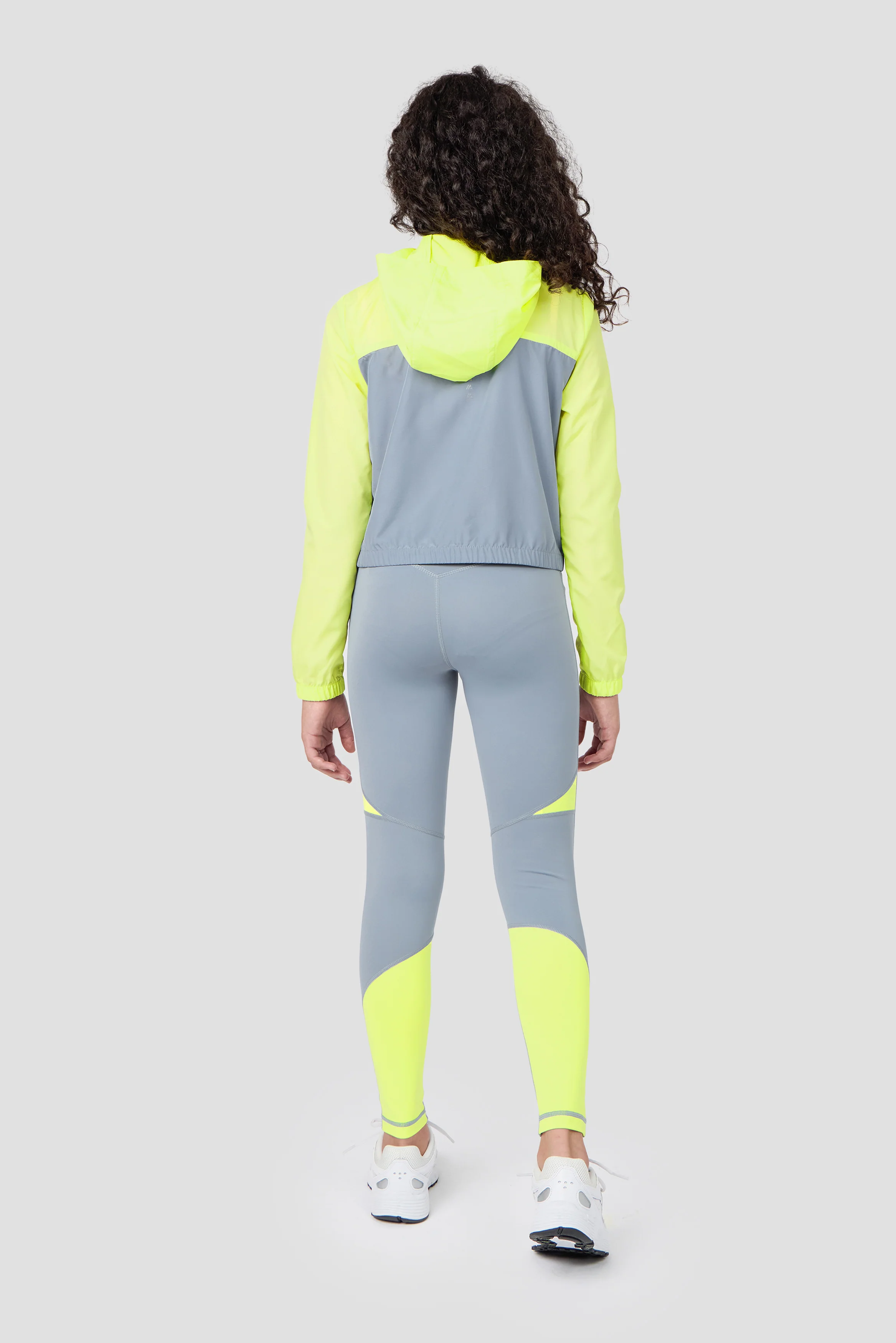 Girls Pace 2.0 Windbreaker - Citrus/Cadet Grey - Image 4