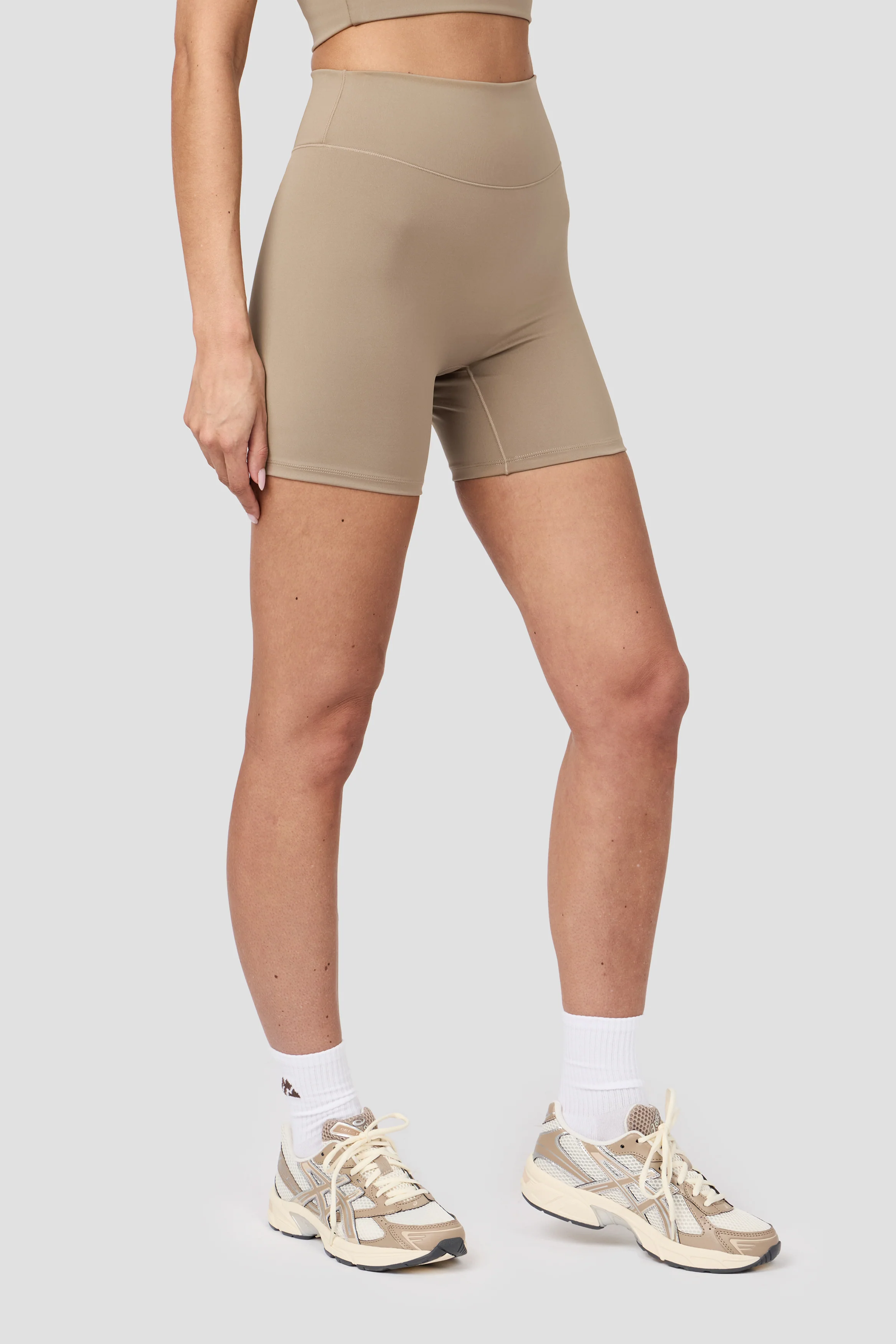 Spirit Short - Praline - Image 2