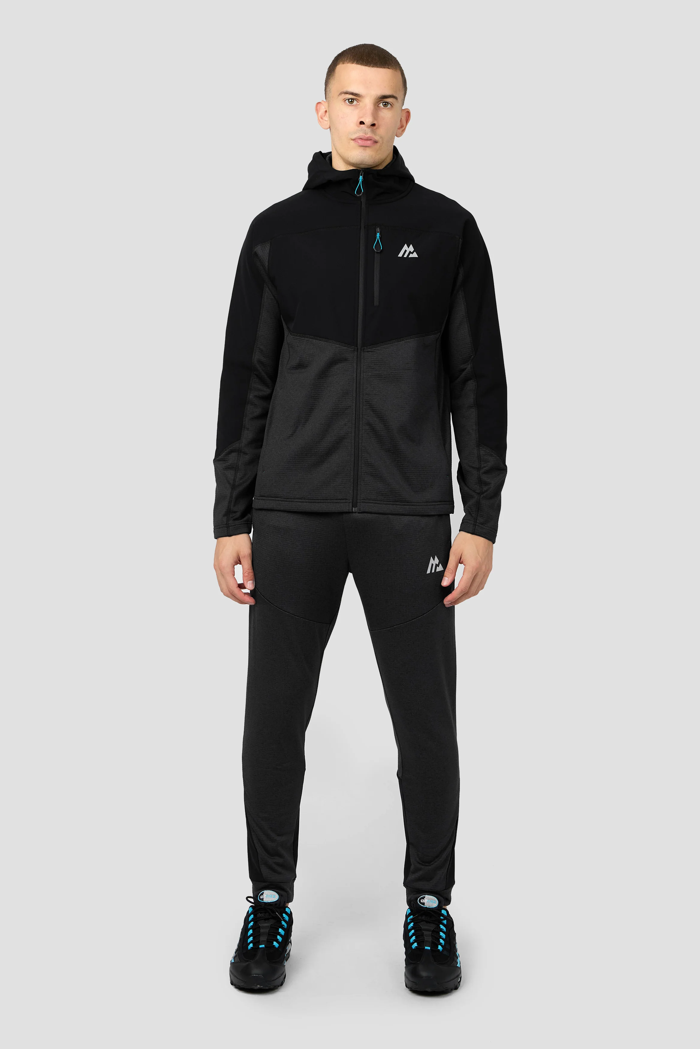 Summit 2.0 Hood - Black - Image 3