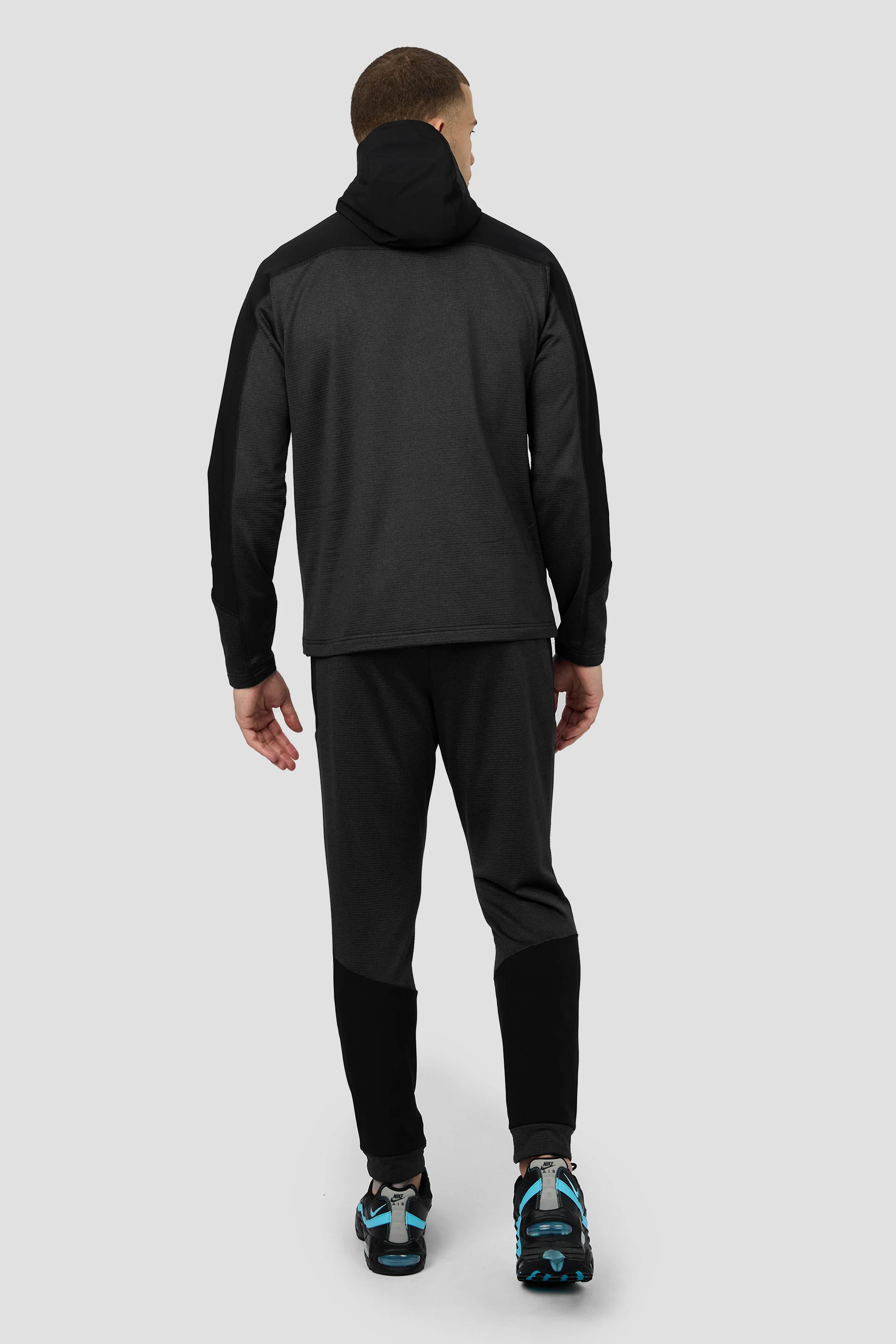 Summit 2.0 Hood - Black - Image 4