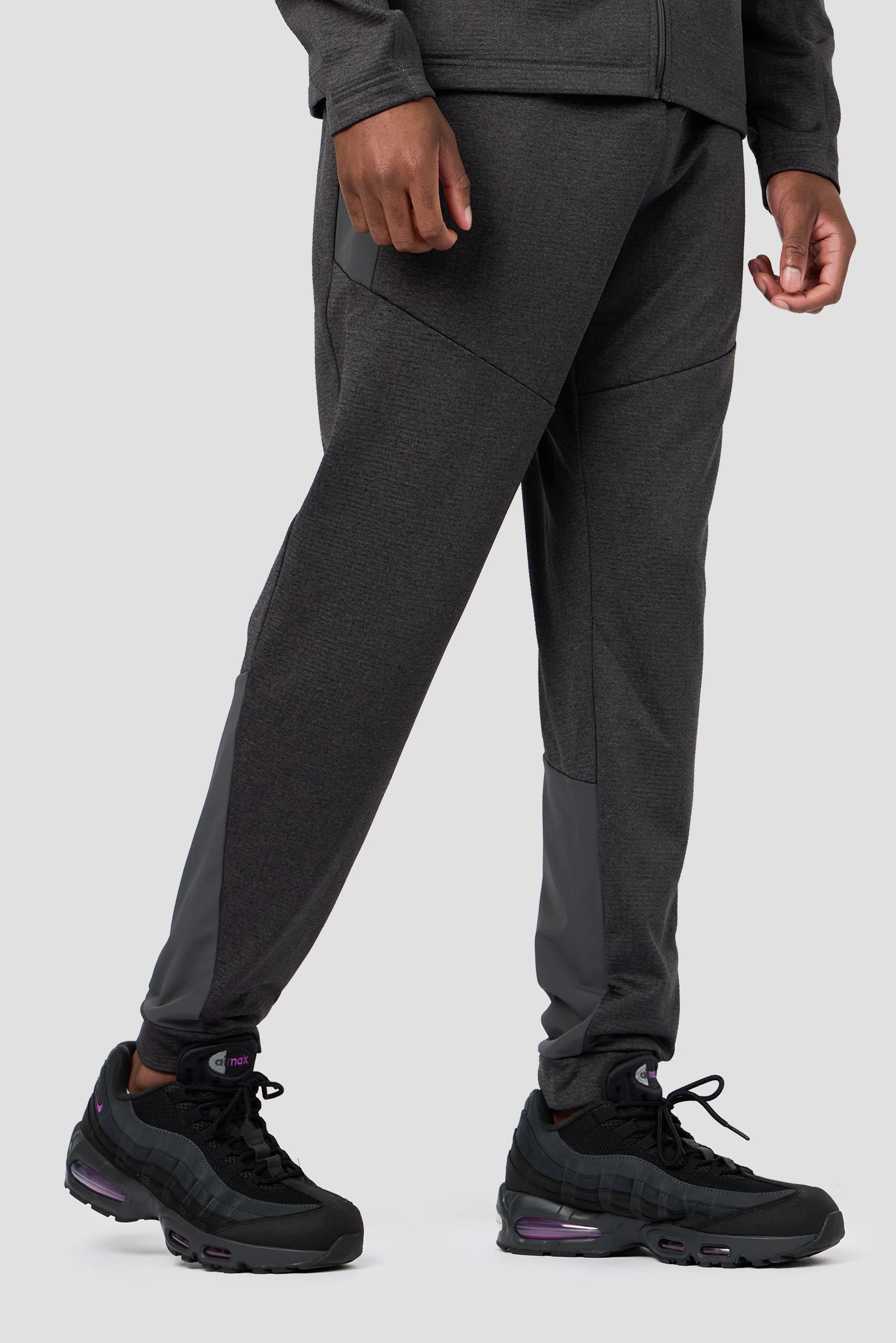 Summit 2.0 Jogger - Asphalt - Image 2