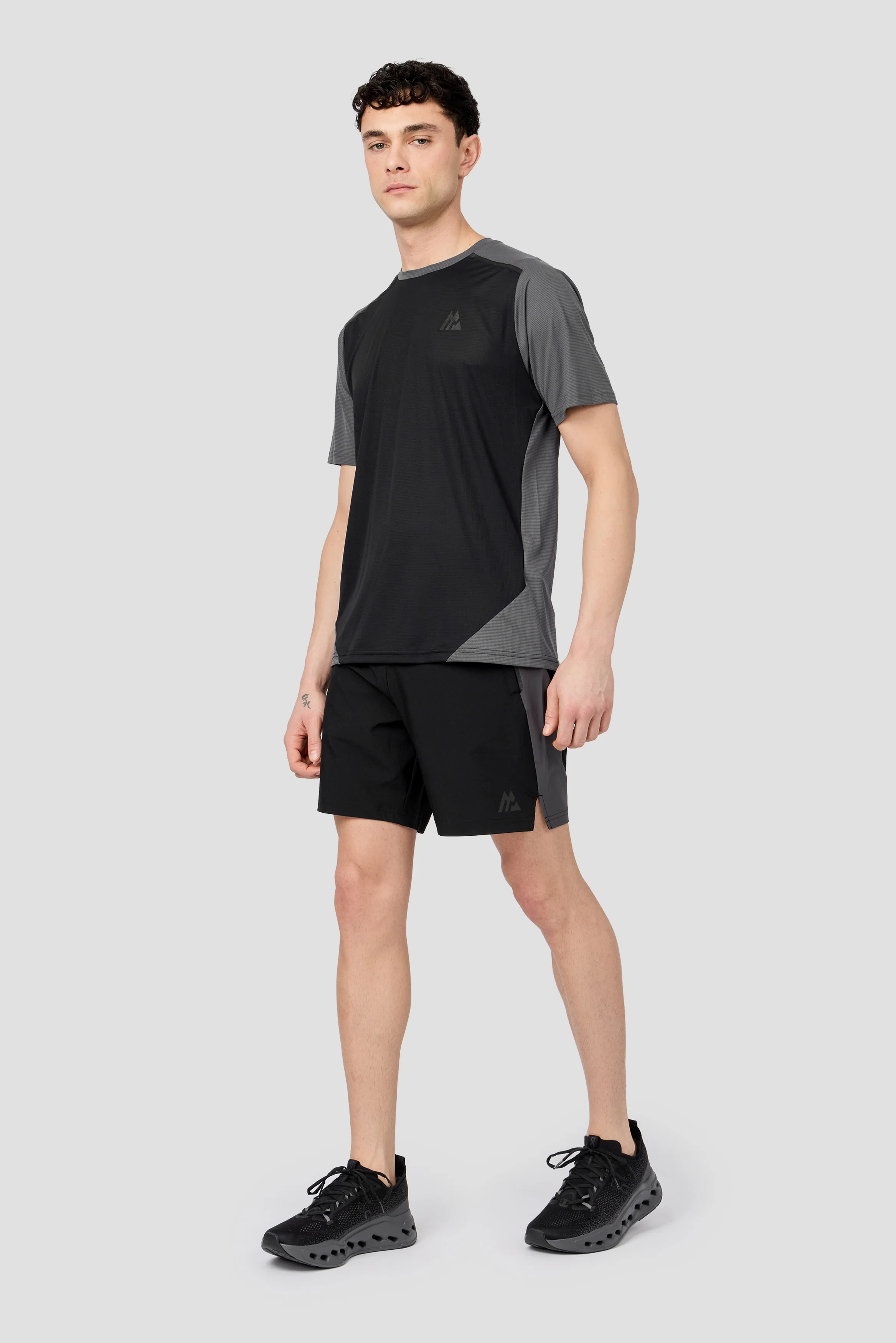 Torrent 2.0 Short  - Black/Asphalt - Image 3