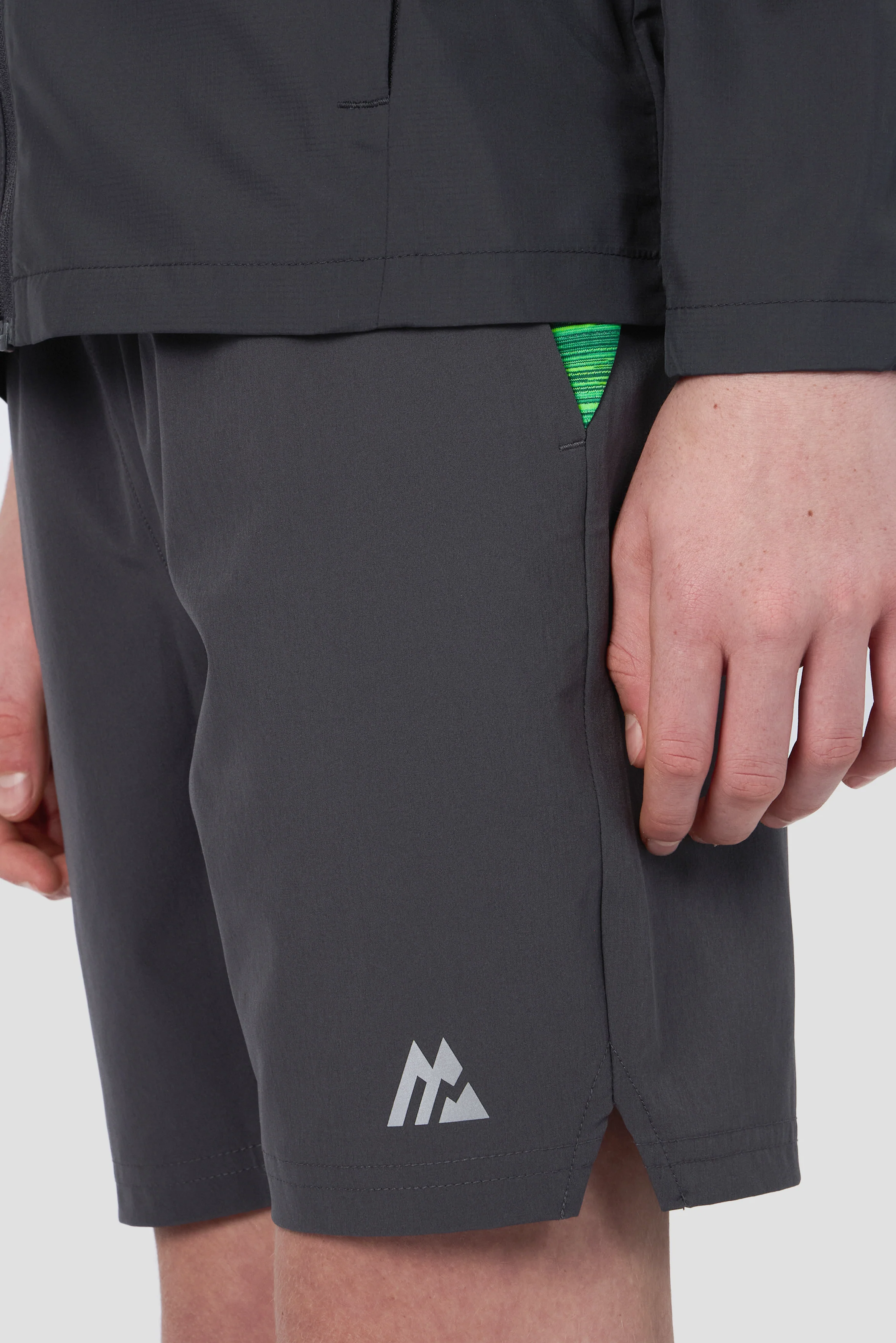 Boys Trail 2.0 Short - Grey/Green Multi - Image 5