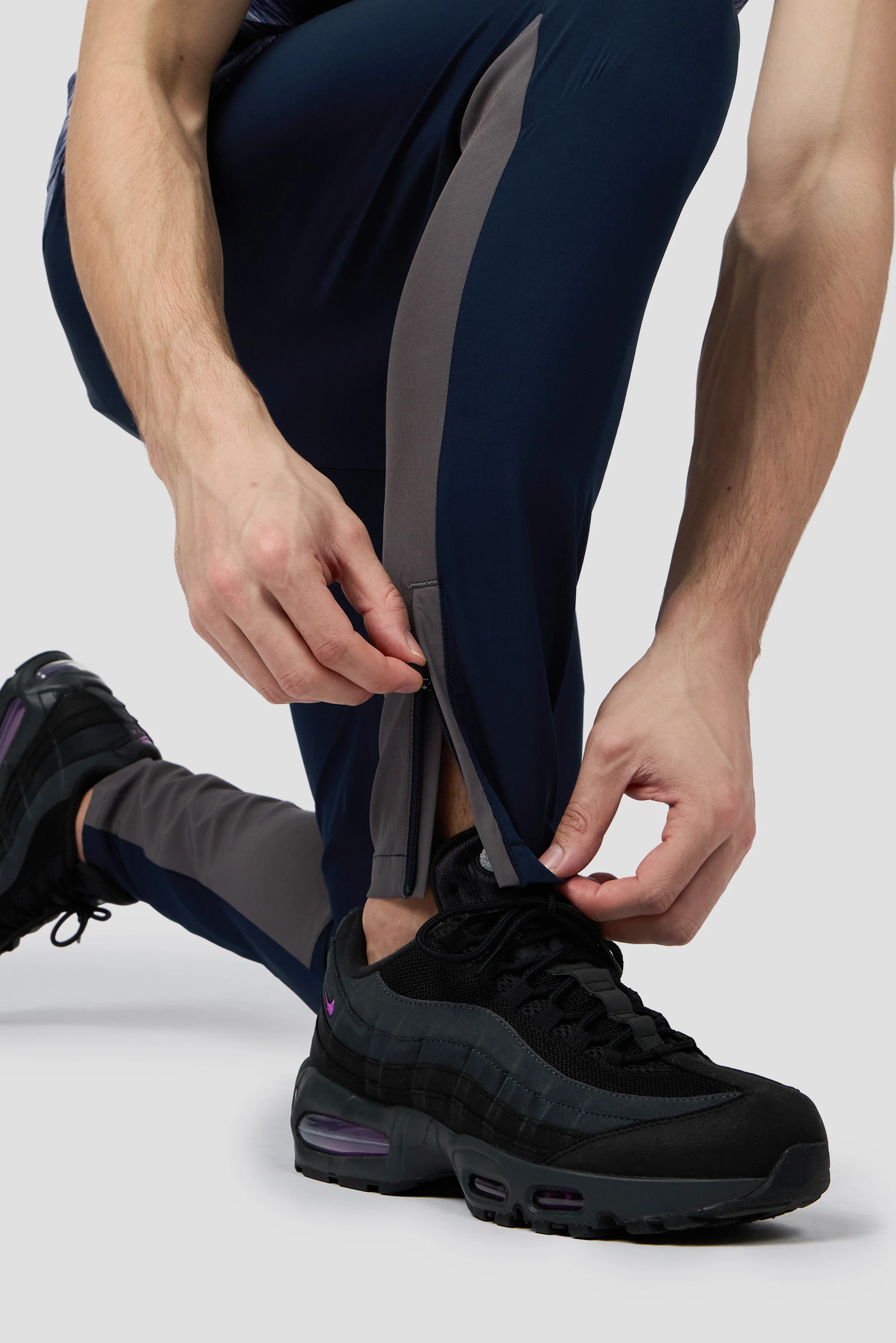 Trail Panel Running Pant - Navy/Grey/Purple Multi - Image 7