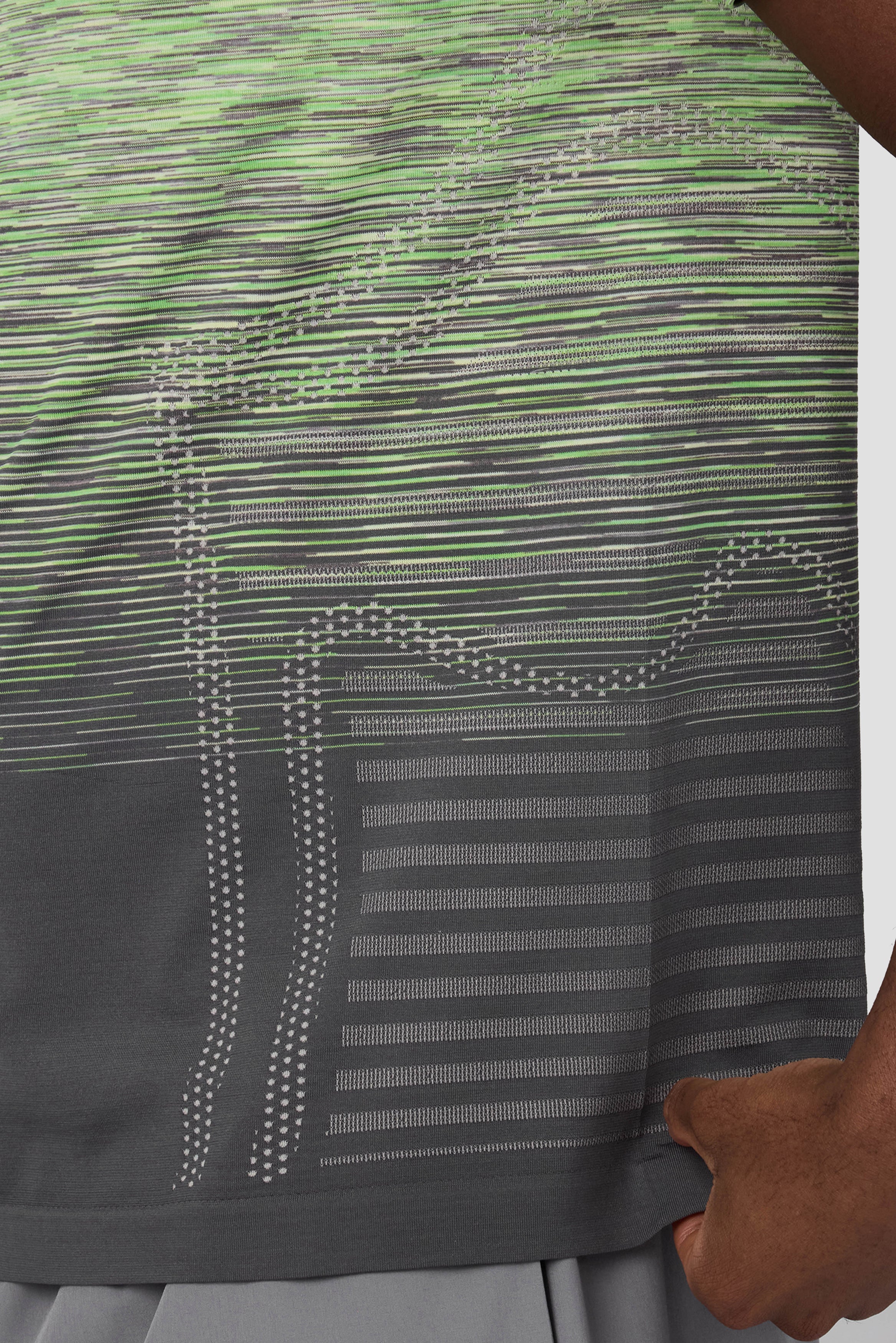 Vector Seamless T-Shirt - Green/Grey - Image 4